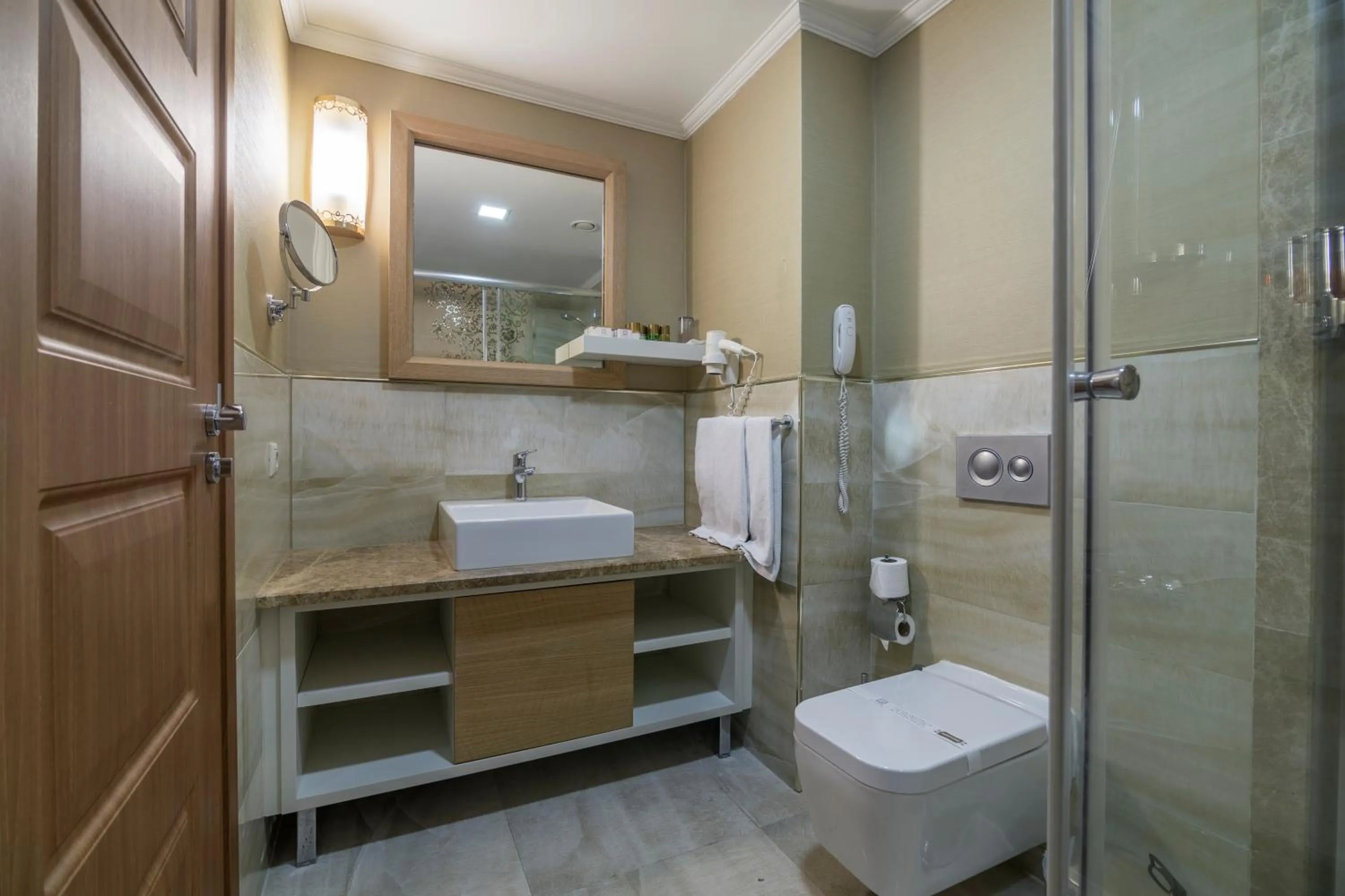 Shower in Fame Residence Goynuk