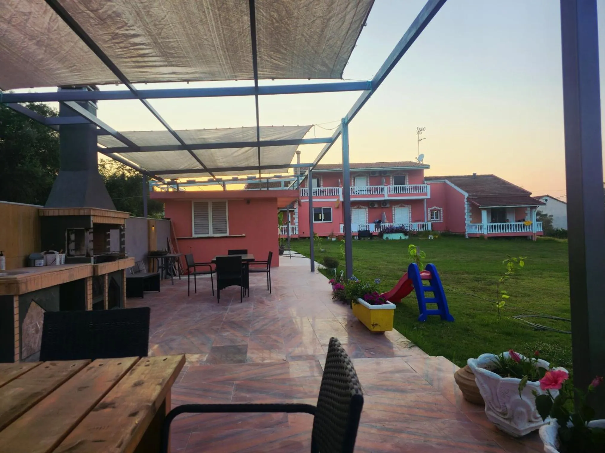 BBQ facilities in Riposo Studios & Apartments