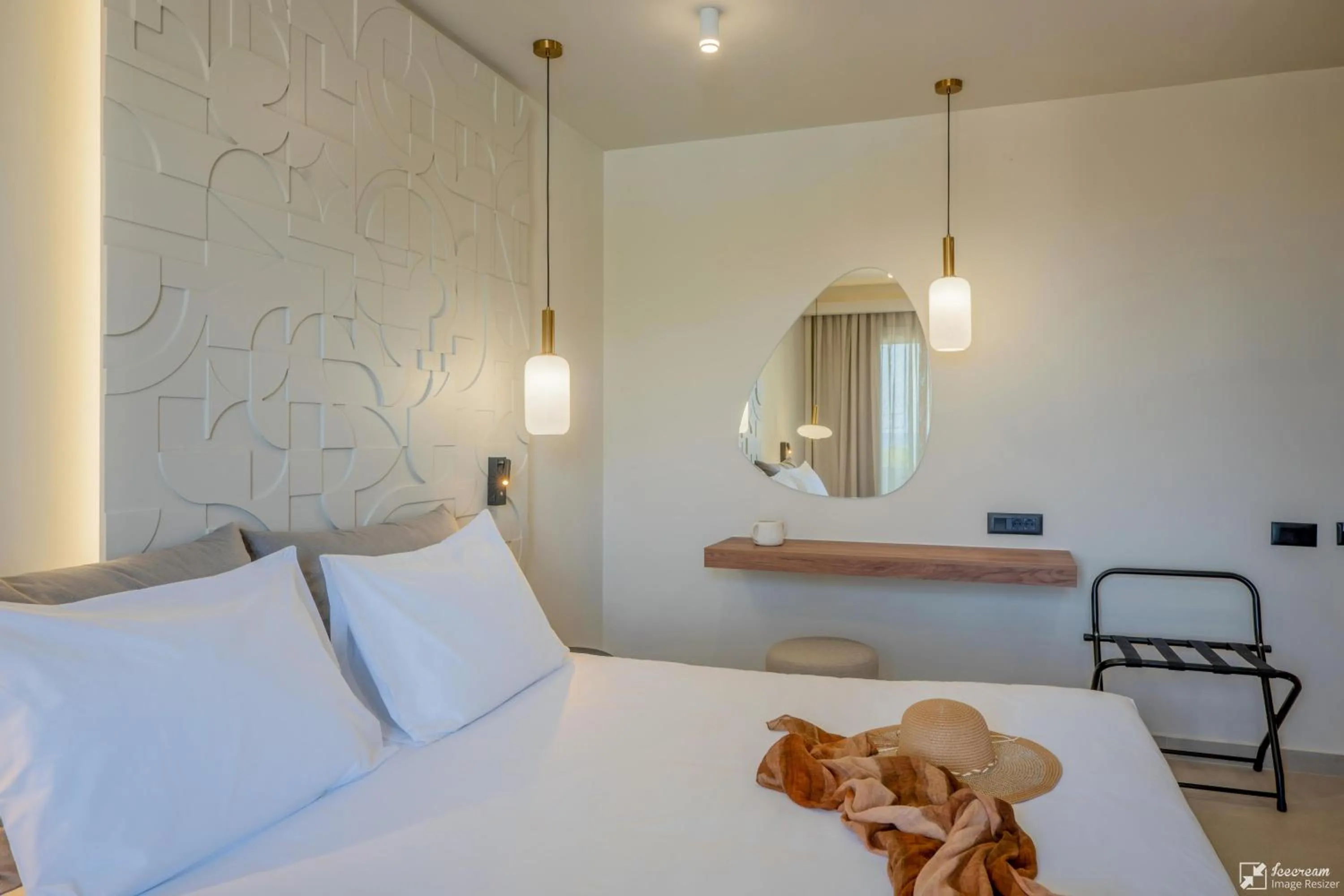 Bed in Georgioupolis Resort & Aqua Park