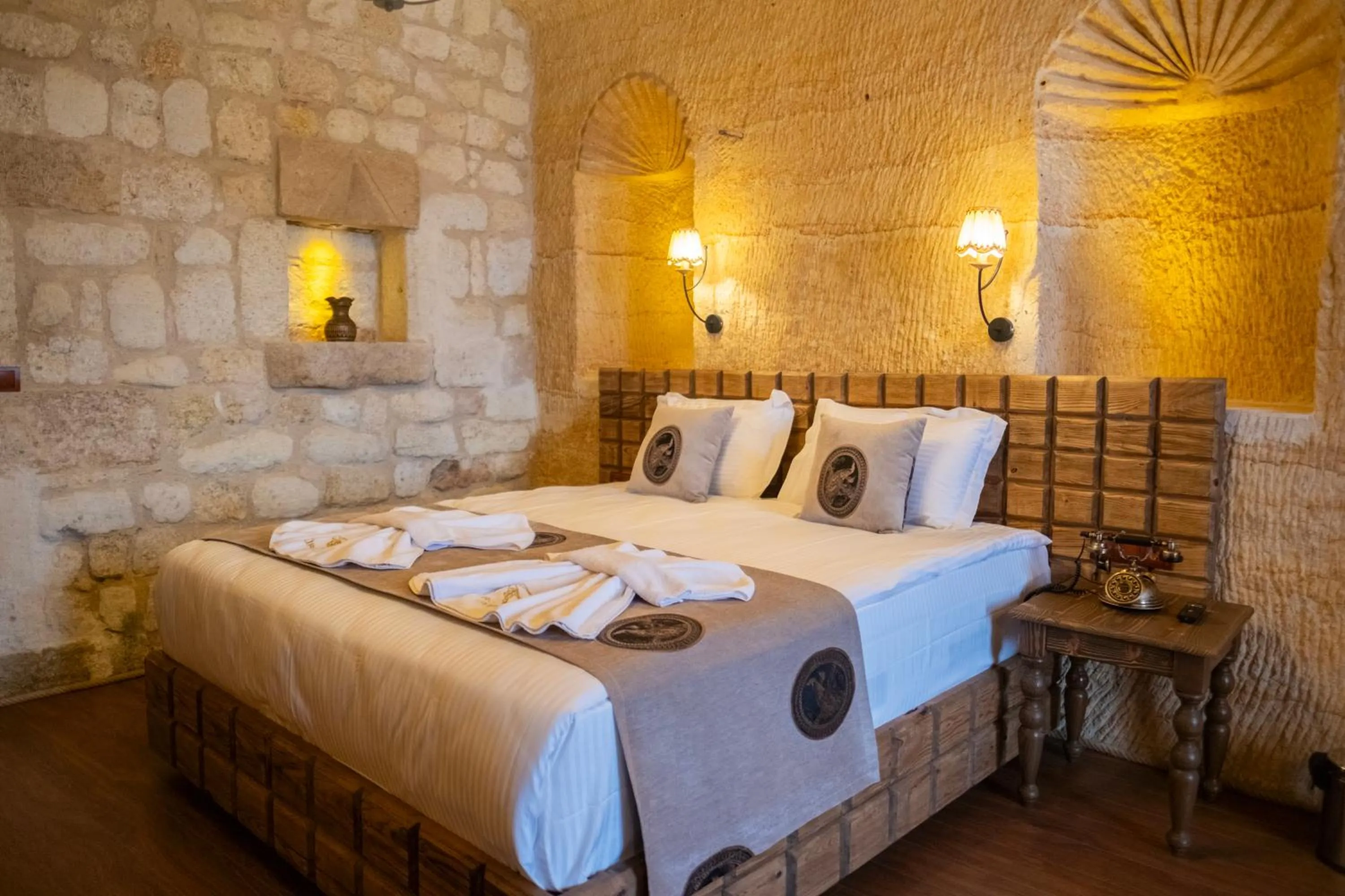 Bed in Urgup Evi Cave Hotel