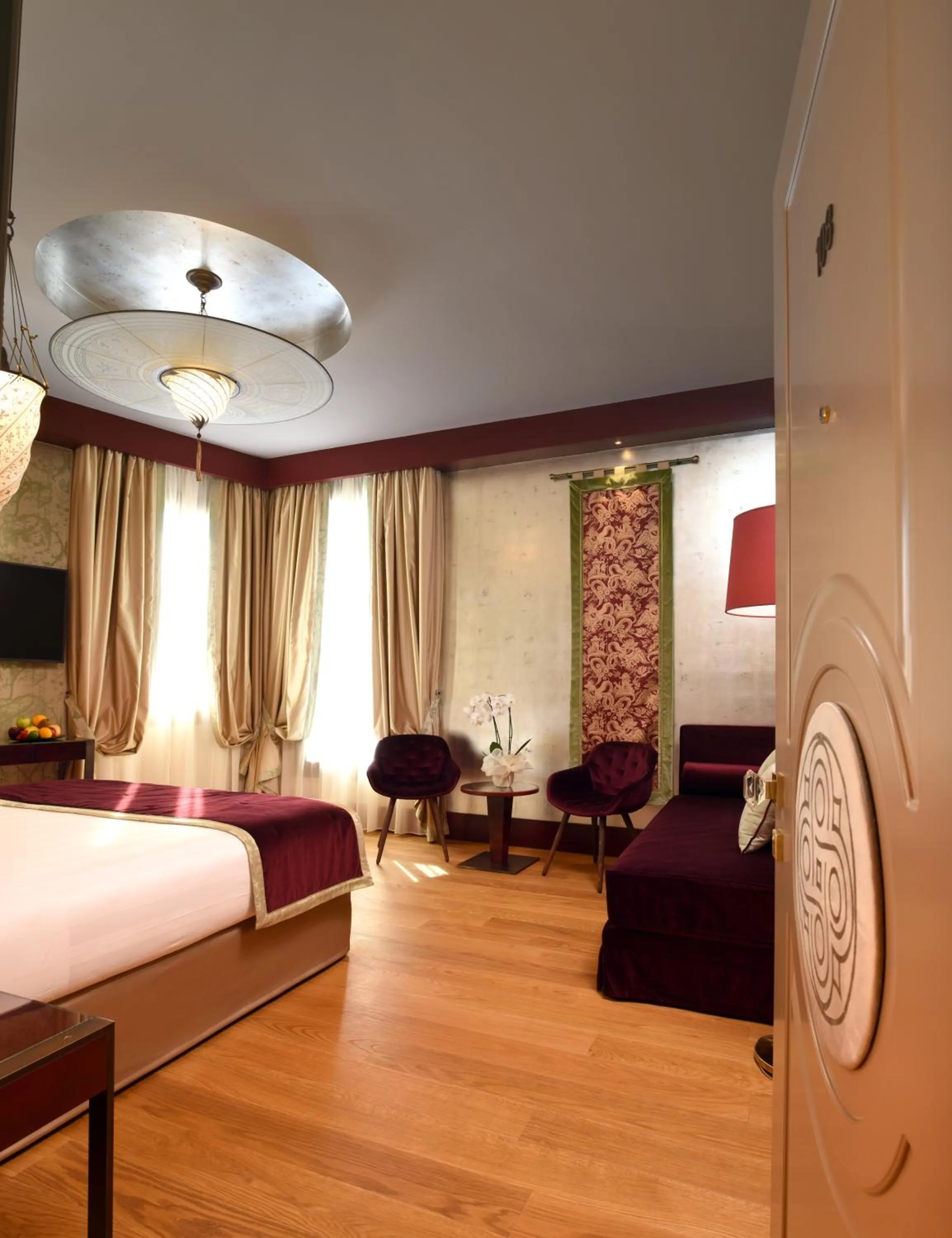 TV and multimedia, Bed in Santa Croce Boutique Hotel