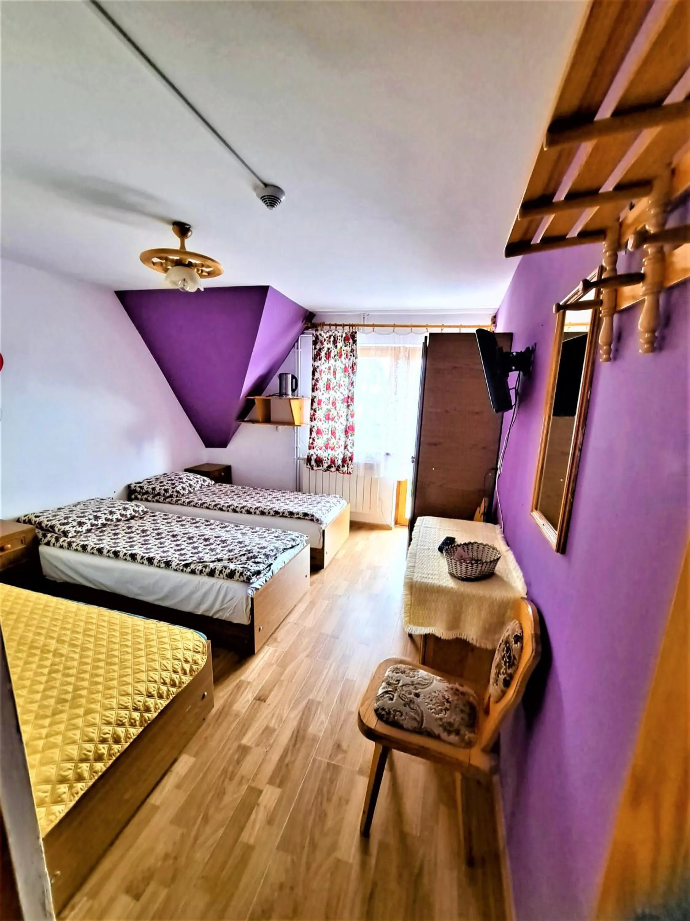 Bed in "Harnaś" Ząb-Bustryk