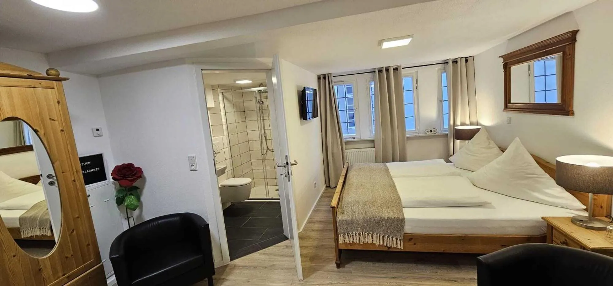 Bedroom, Bed in Hotelbetriebe Güldenhaupt GmbH