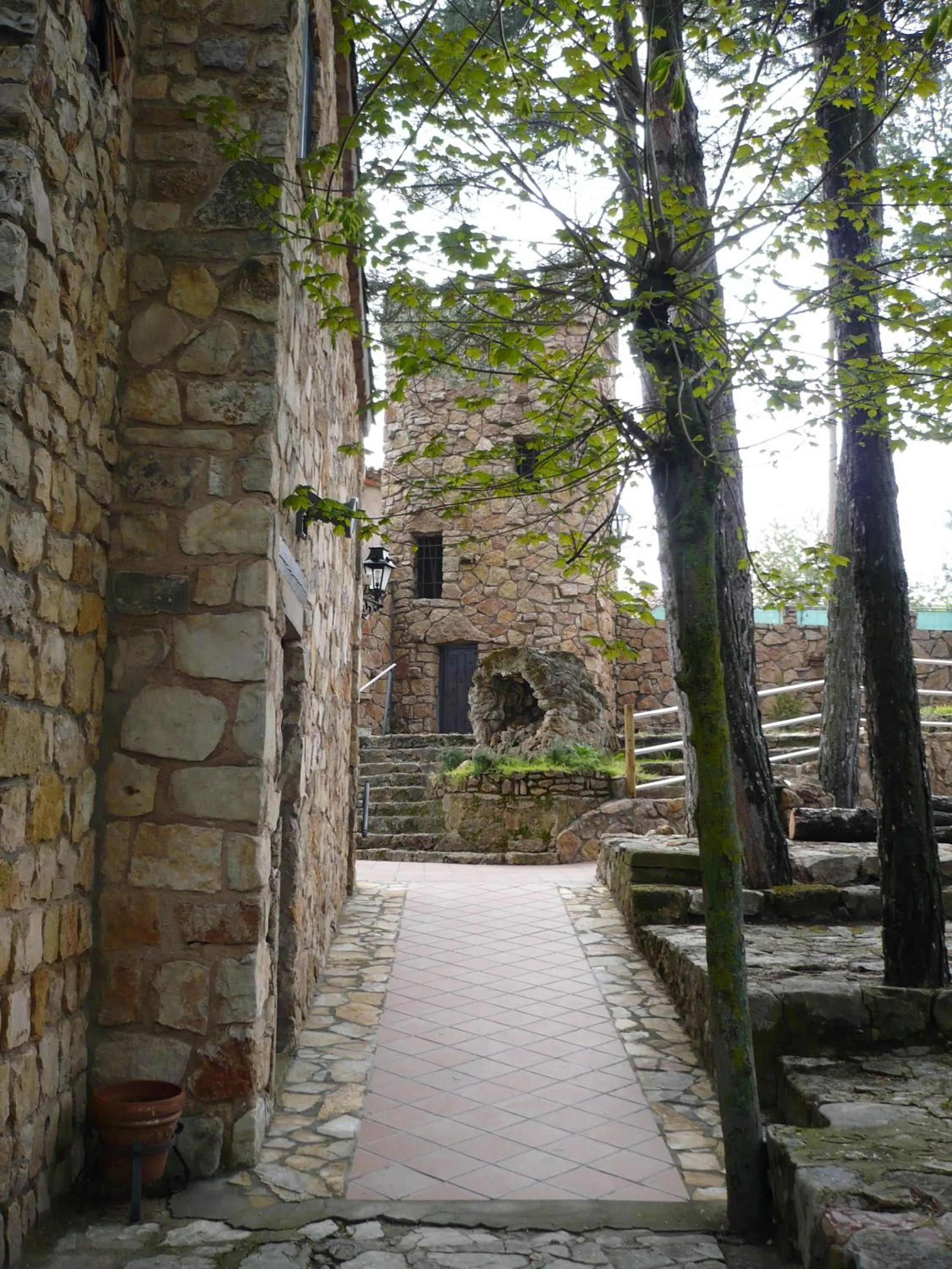 Garden in Hotel Uña Serranía Encantada