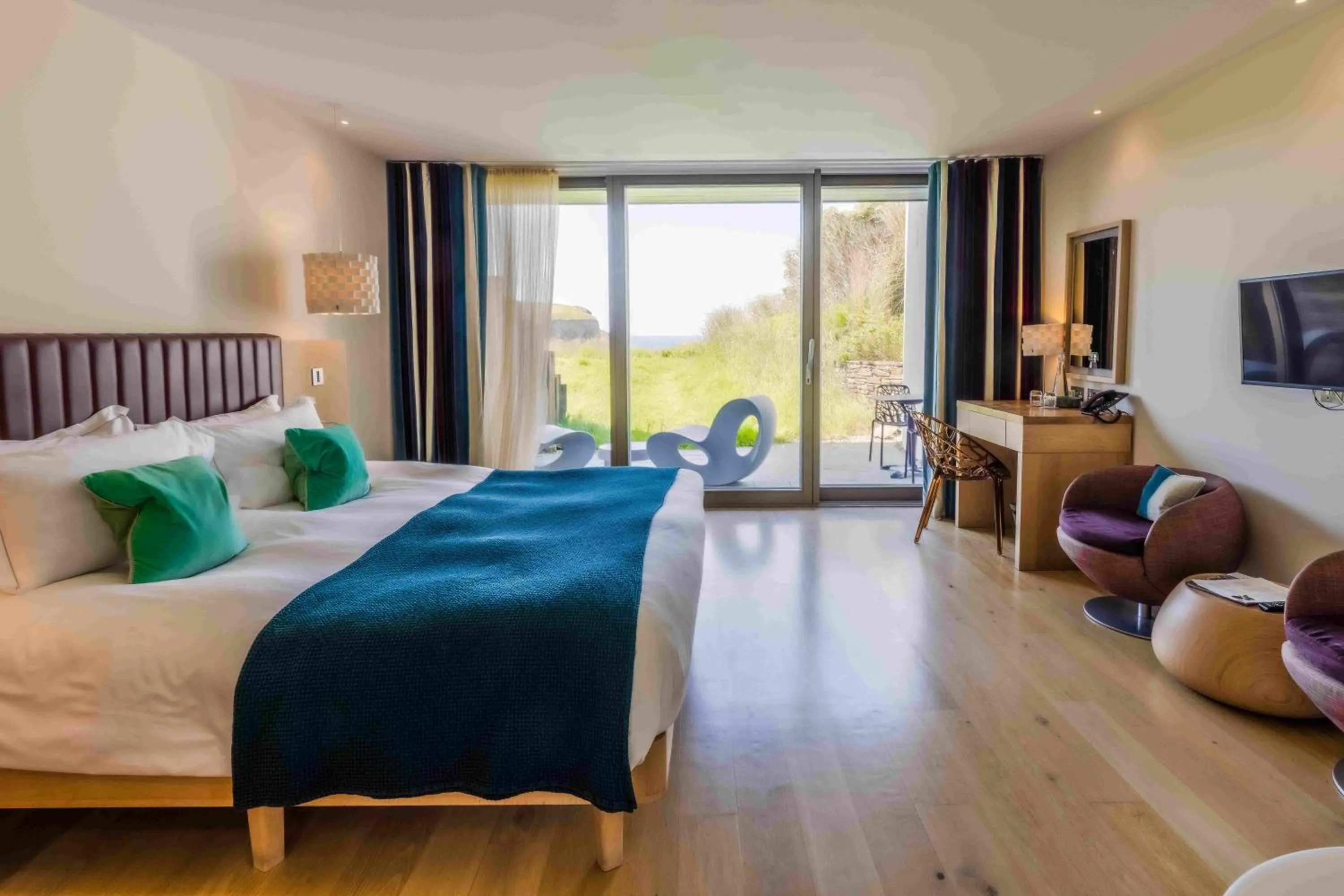 Bedroom, Bed in Scarlet Hotel - Adults Only