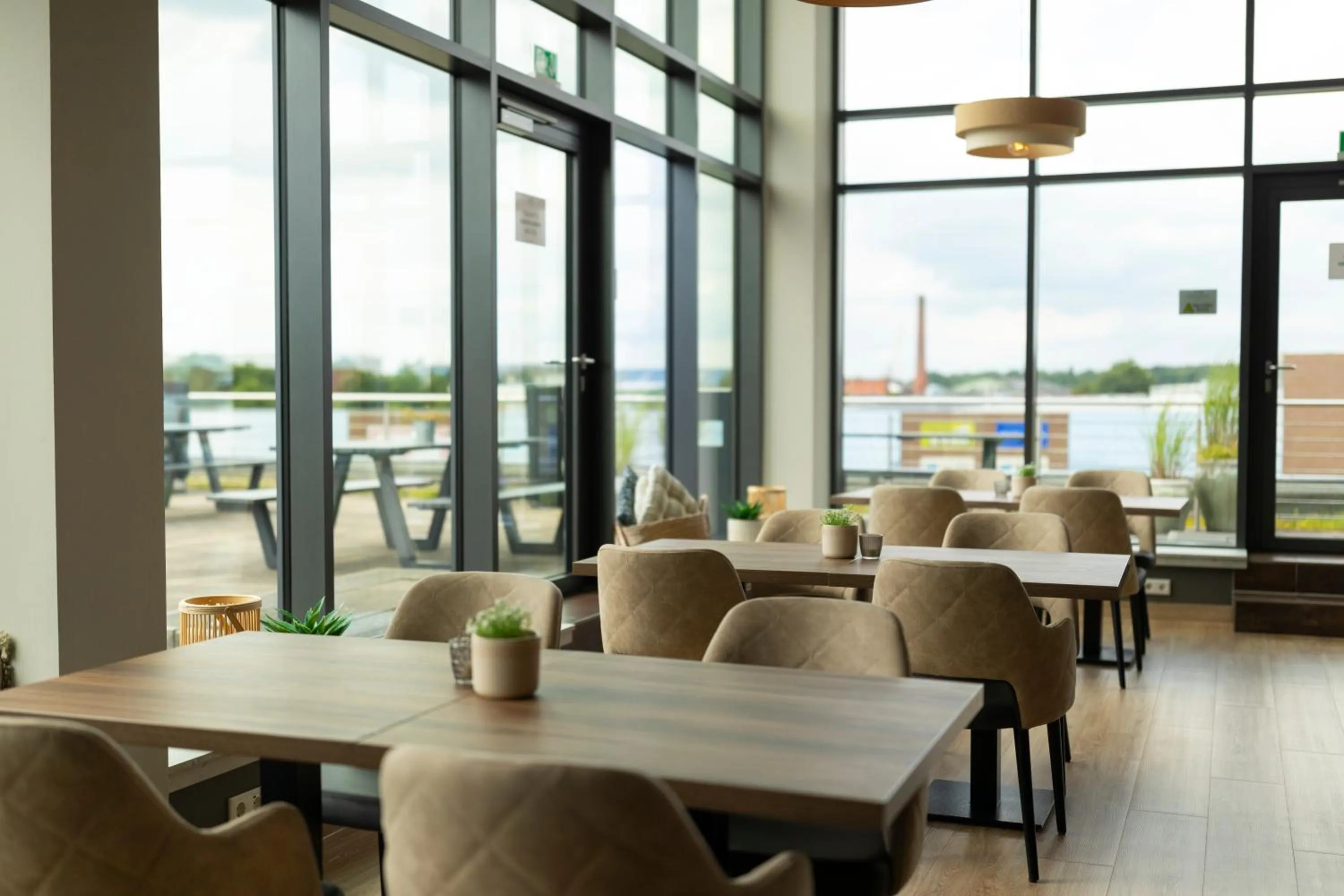 Seating area in Kedi Hotel Papenburg