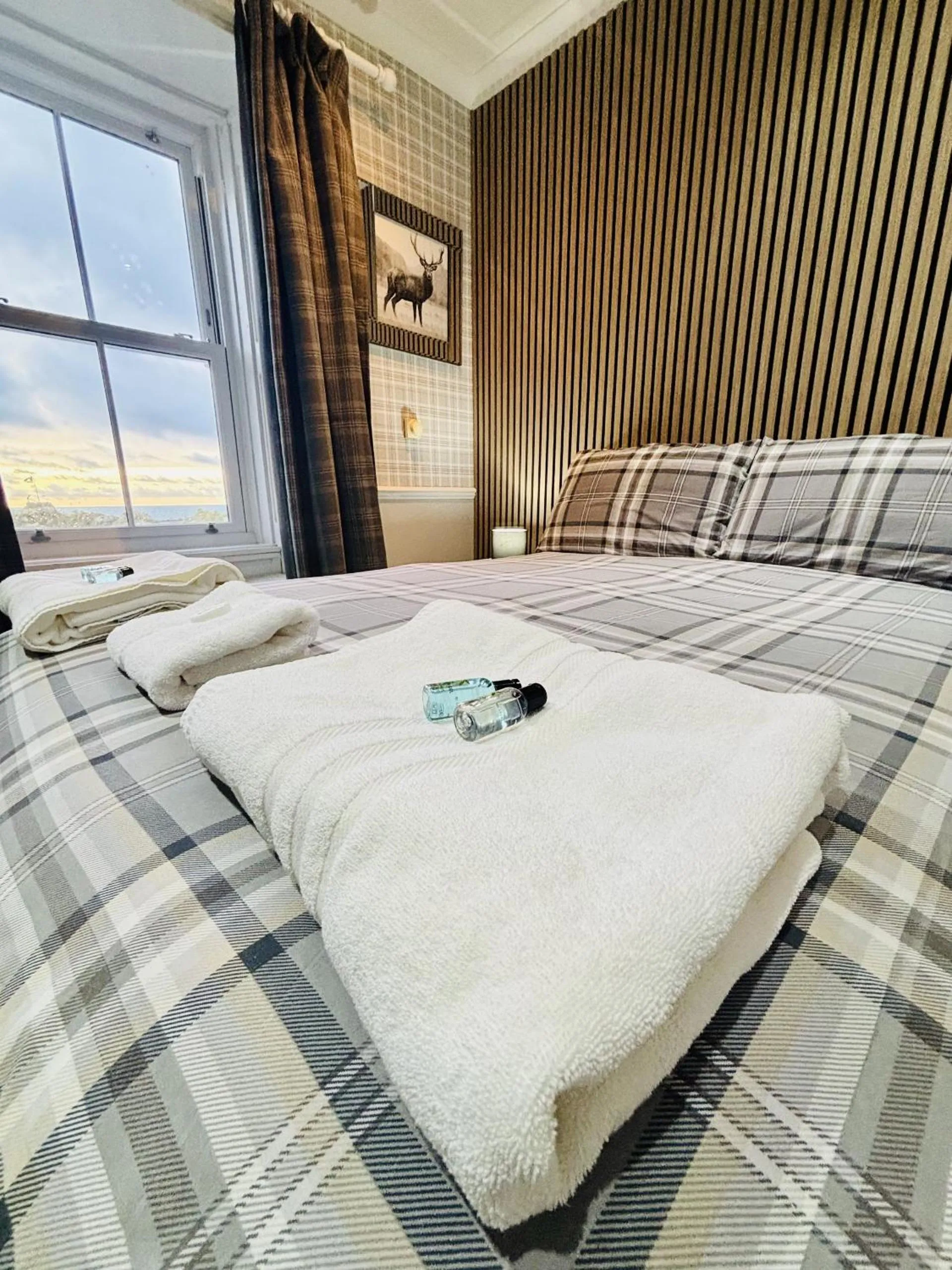 Sea view, Bed in The Waterfront