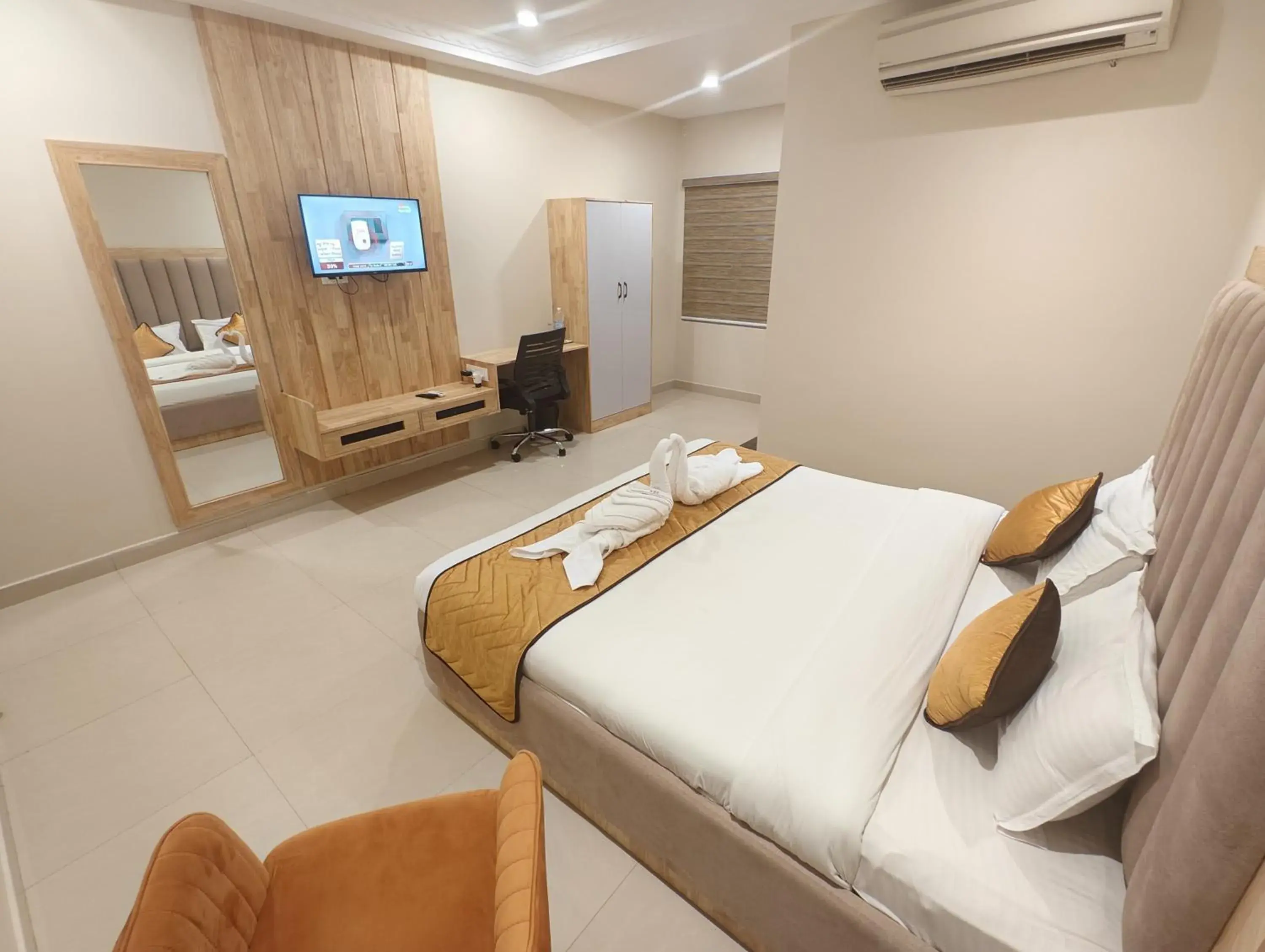 Deluxe Queen Room in Hotel MGM Grand Deluxe Queen Room in Hotel MGM Grand