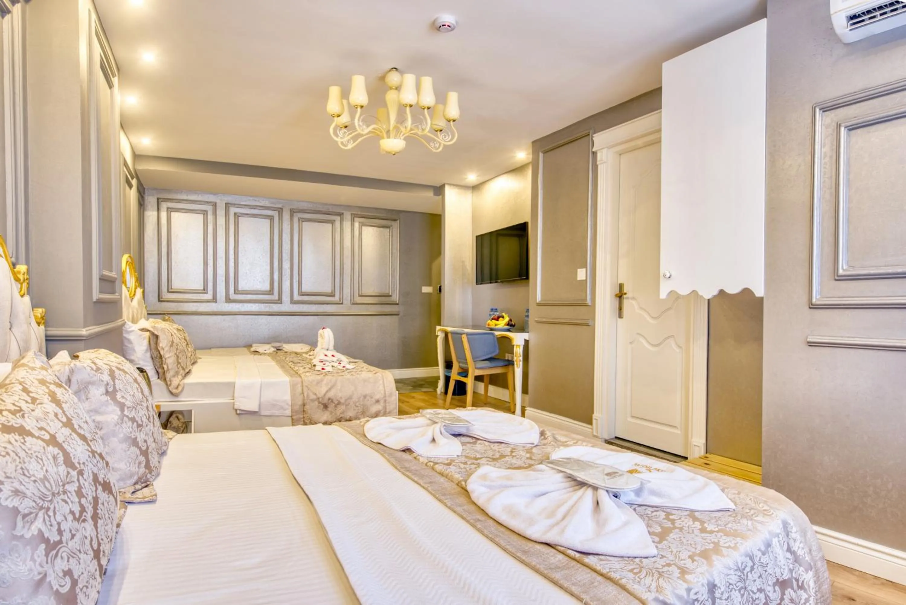 Bed in Sirkeci Ersu Hotel & SPA