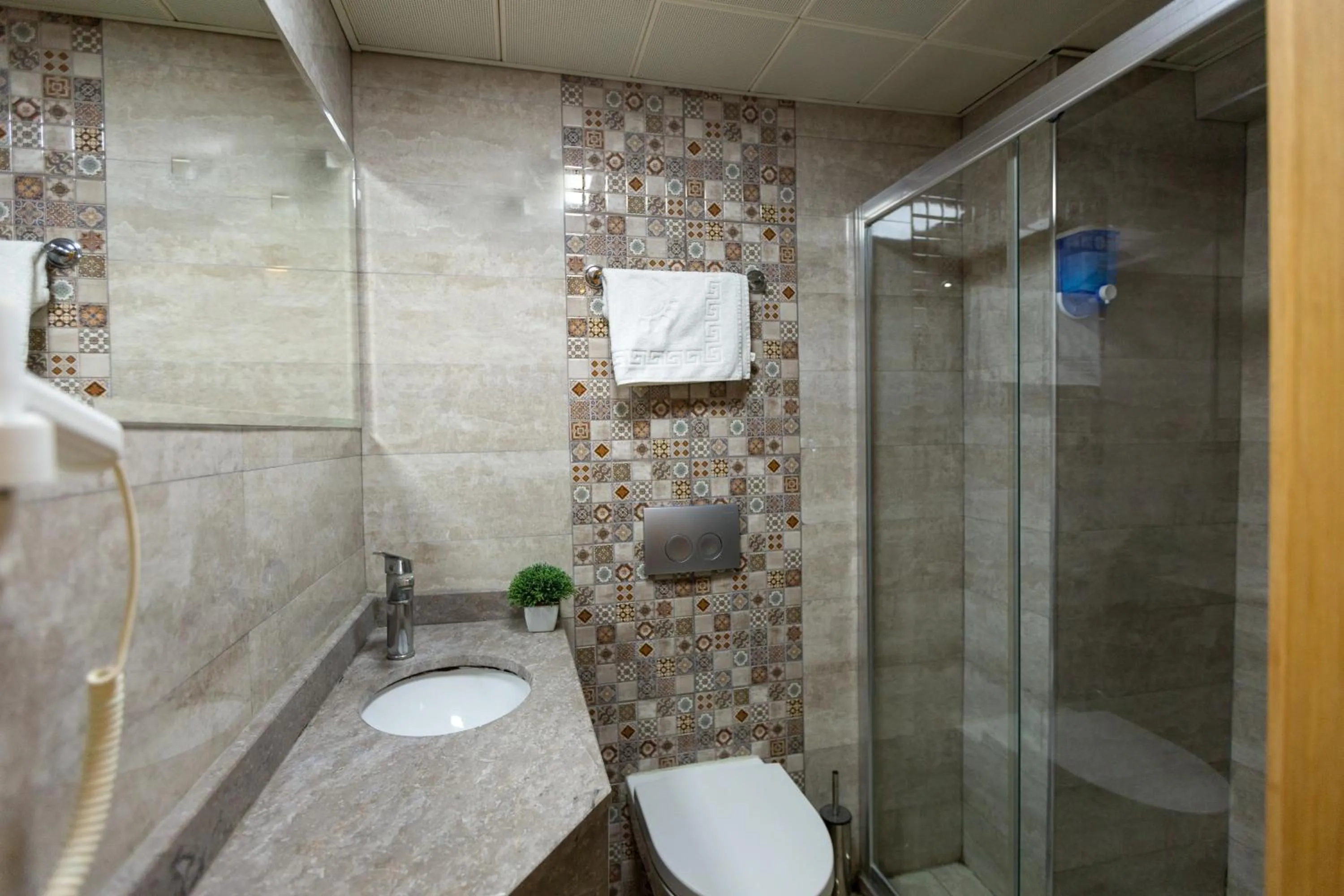 Shower in Sirkeci Ersu Hotel & SPA