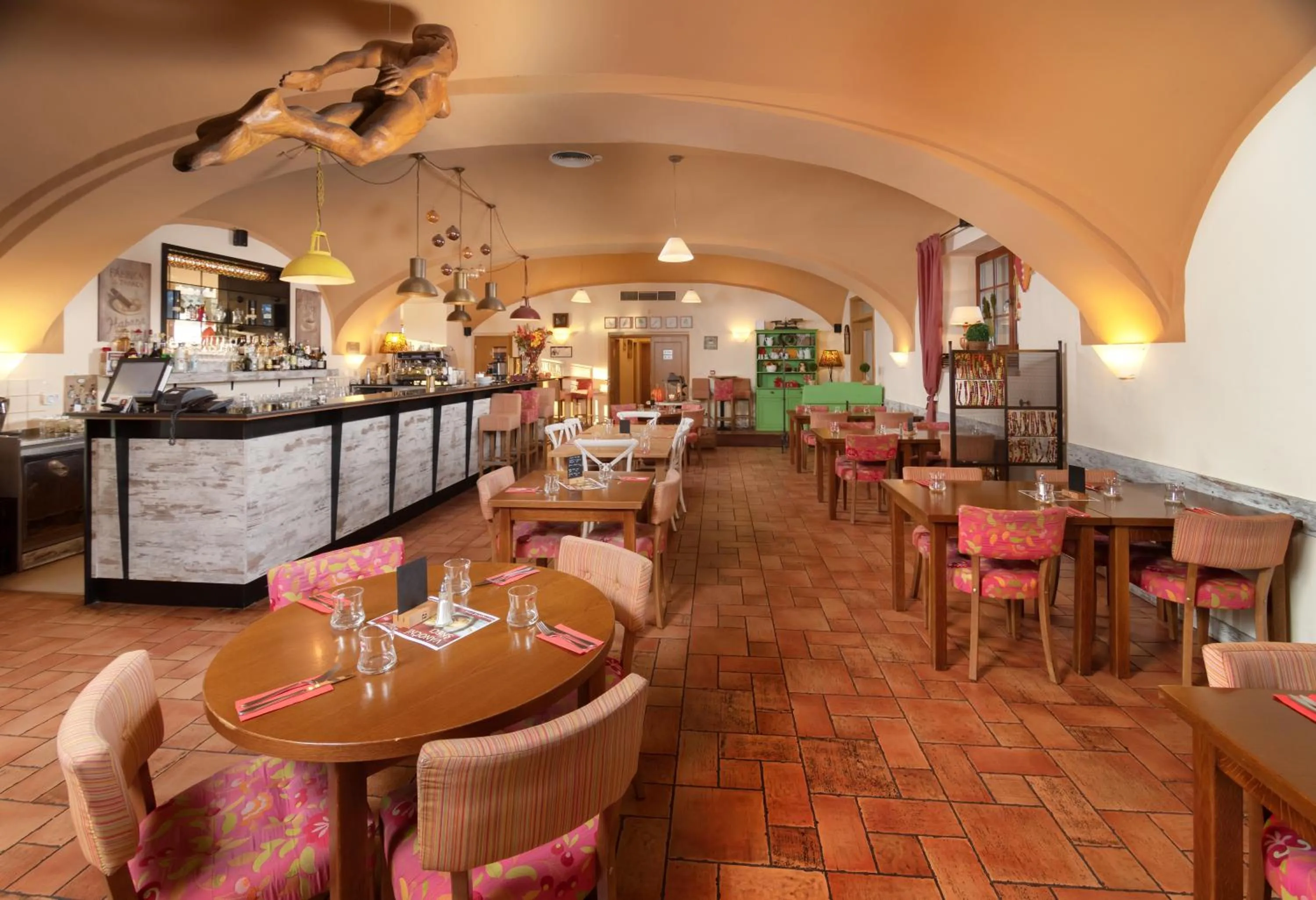 Communal kitchen in Hotel Chvalská Tvrz