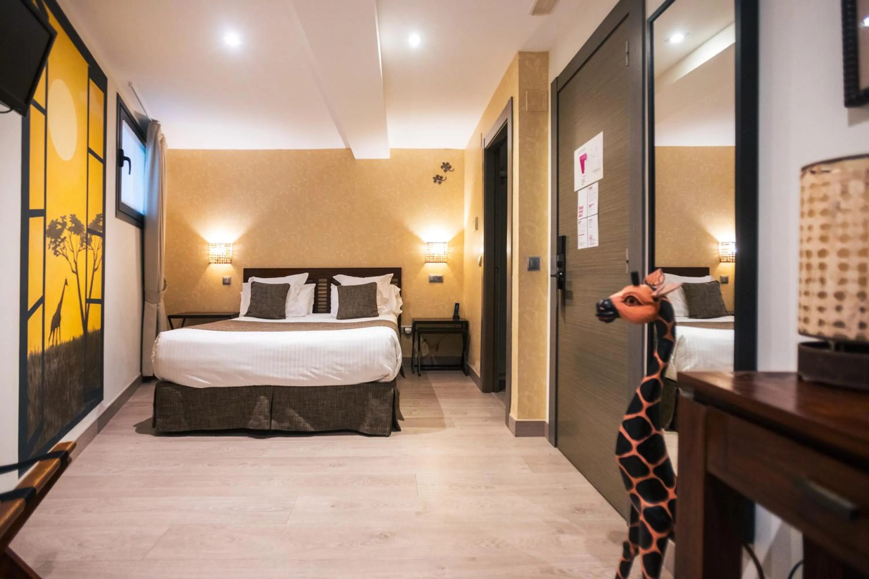 Decorative detail, Bed in Le Petit Boutique Hotel