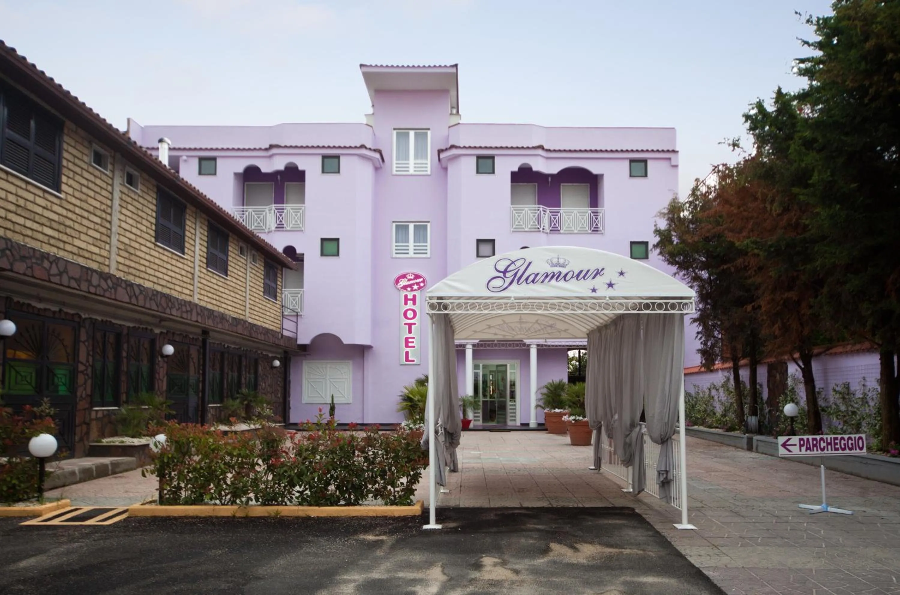 Facade/entrance in Hotel Glamour