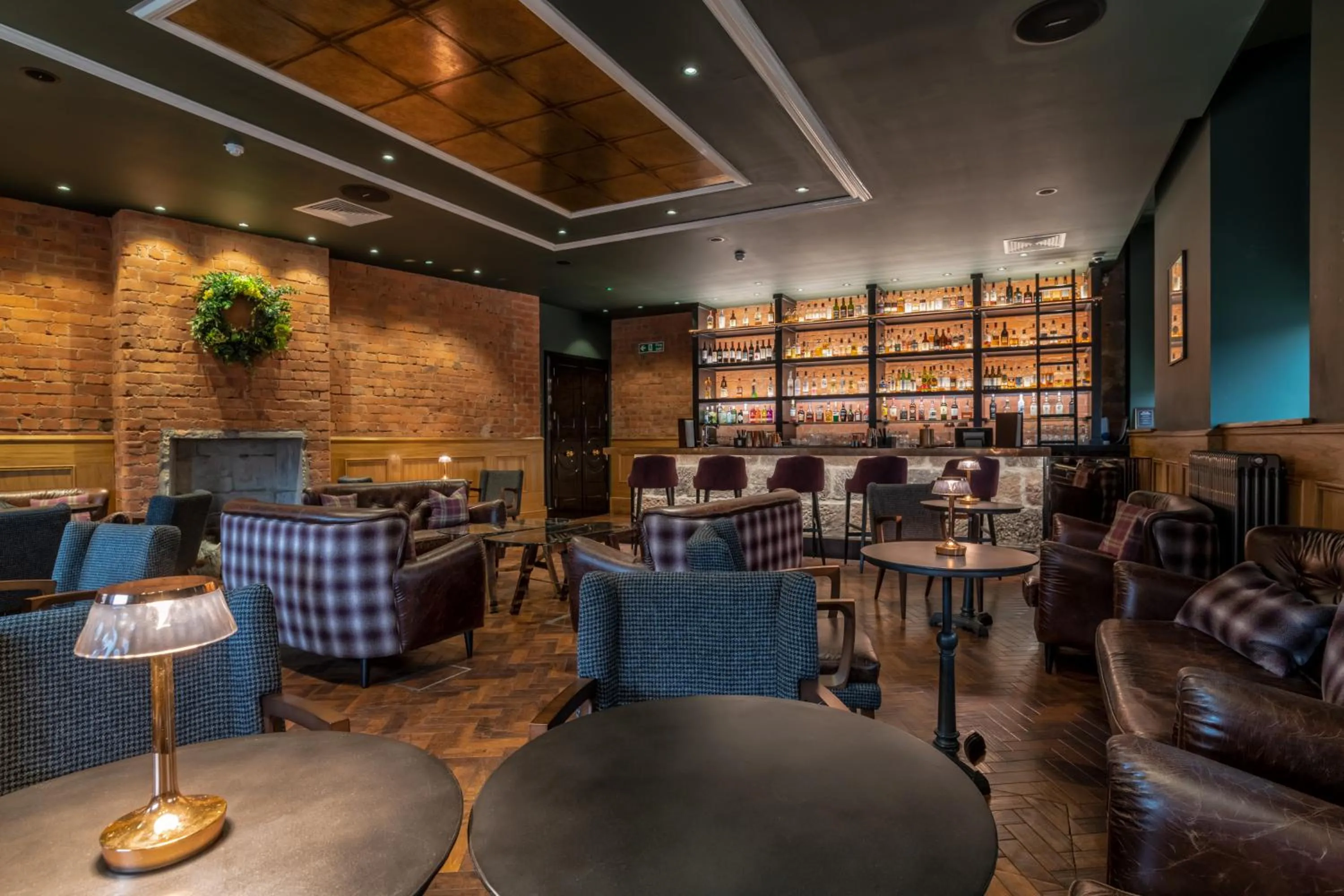 Lounge or bar in Sandman Signature Aberdeen Hotel & Spa