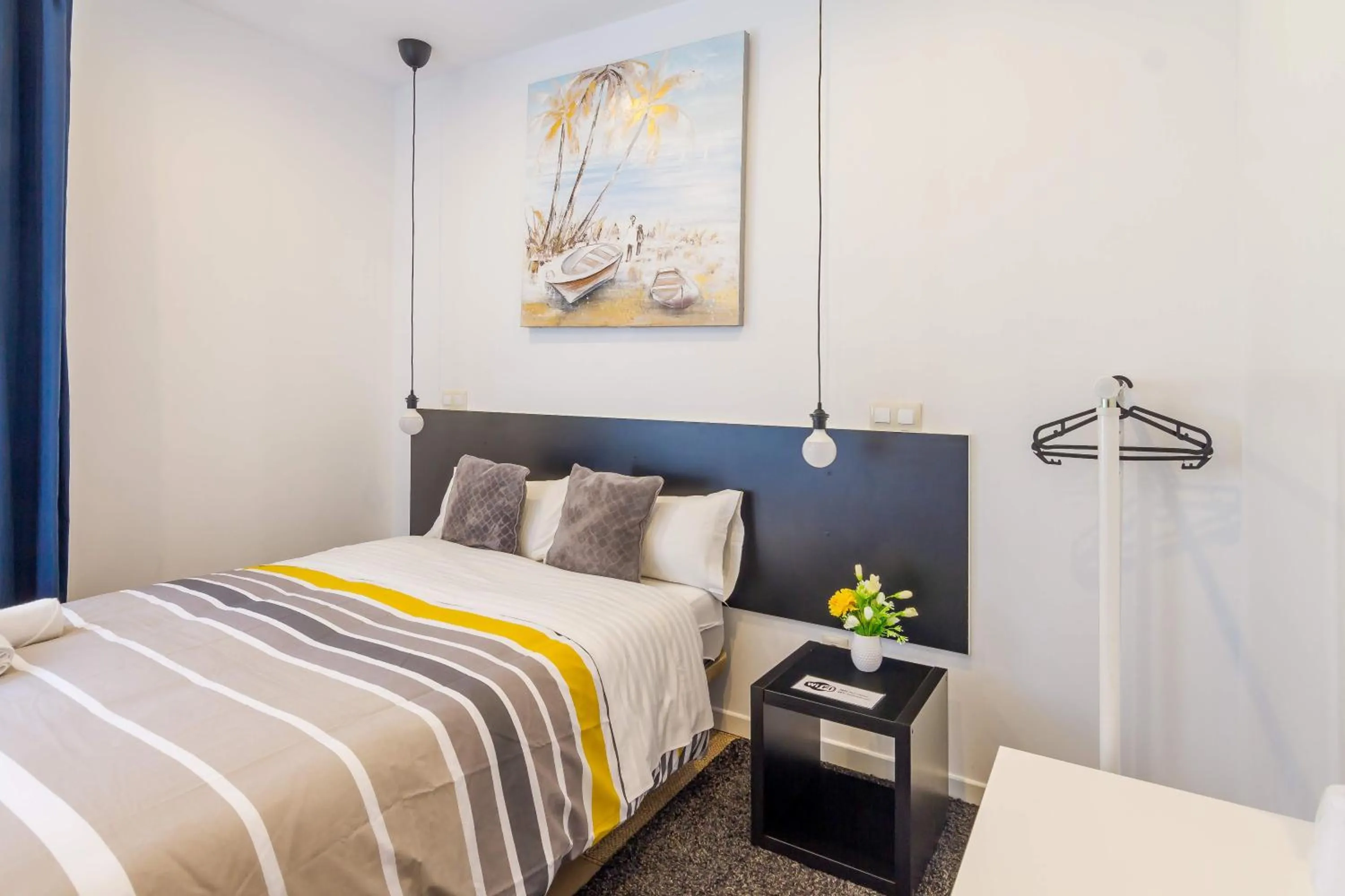Bed in AYZ Javier Cabrini - Auto check-in property