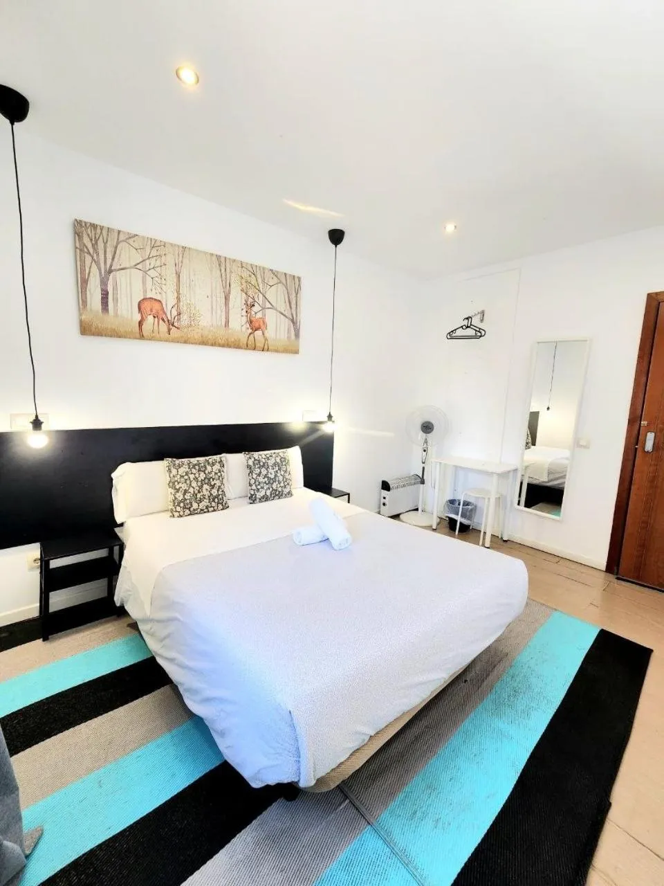 Bed in AYZ Javier Cabrini - Auto check-in property