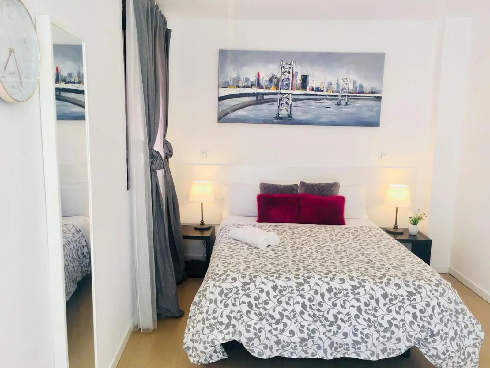 Bed in AYZ Javier Cabrini - Auto check-in property