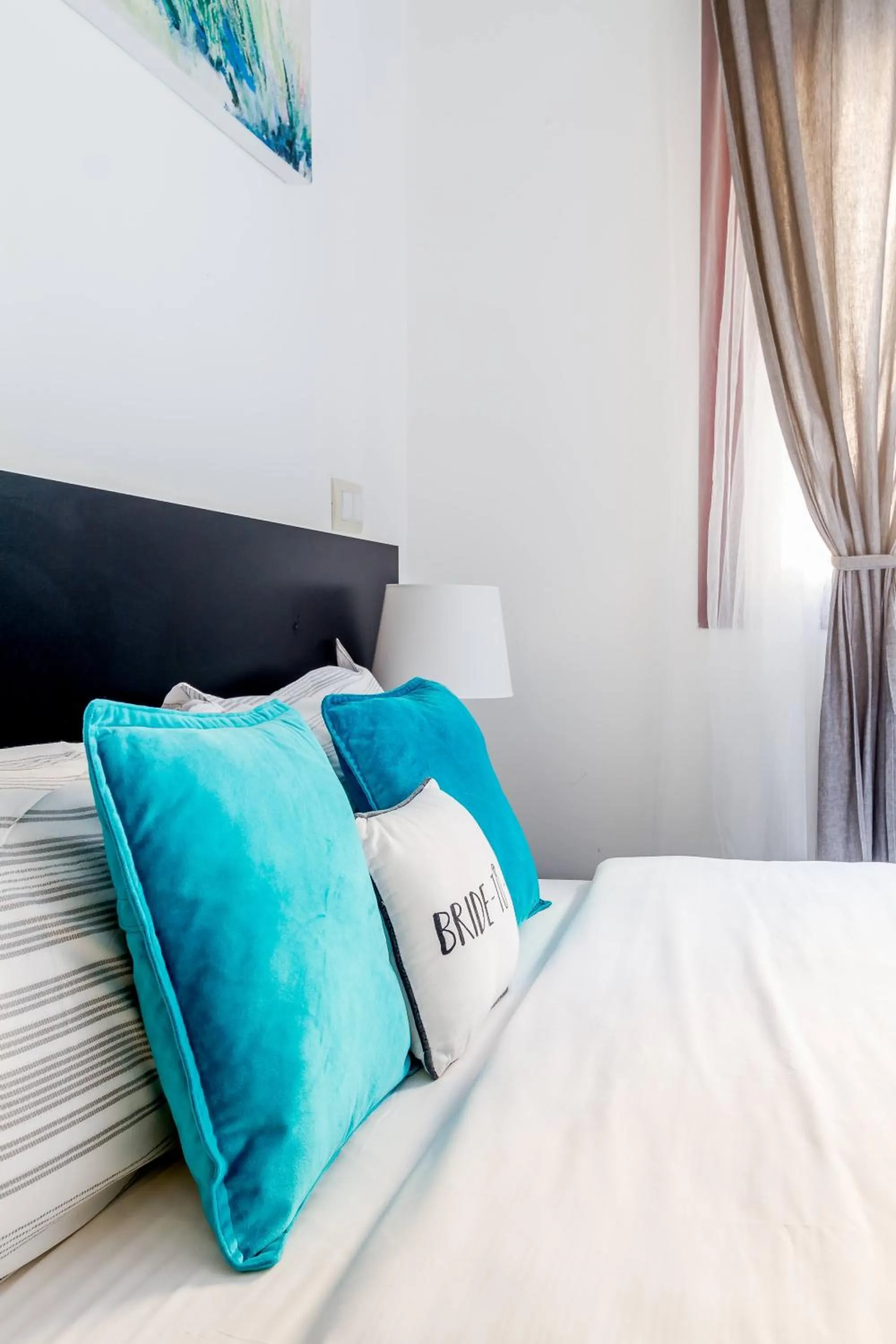 Bed in AYZ Javier Cabrini - Auto check-in property