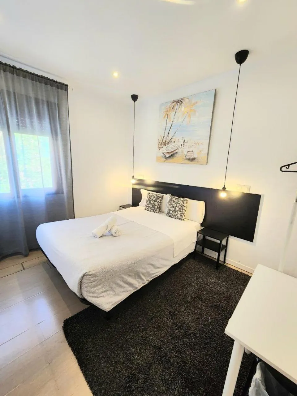 Bed in AYZ Javier Cabrini - Auto check-in property