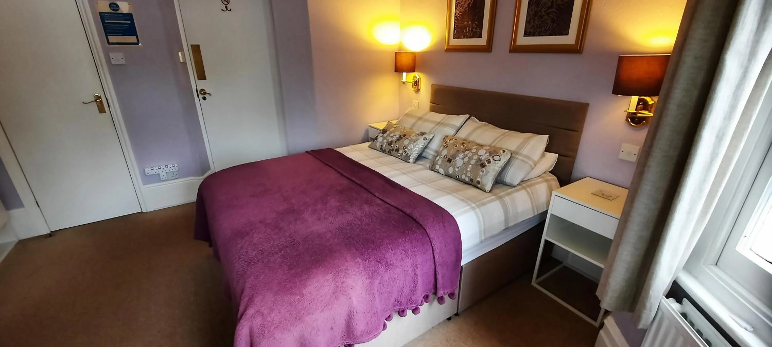 Bed in Colebrook Guest House