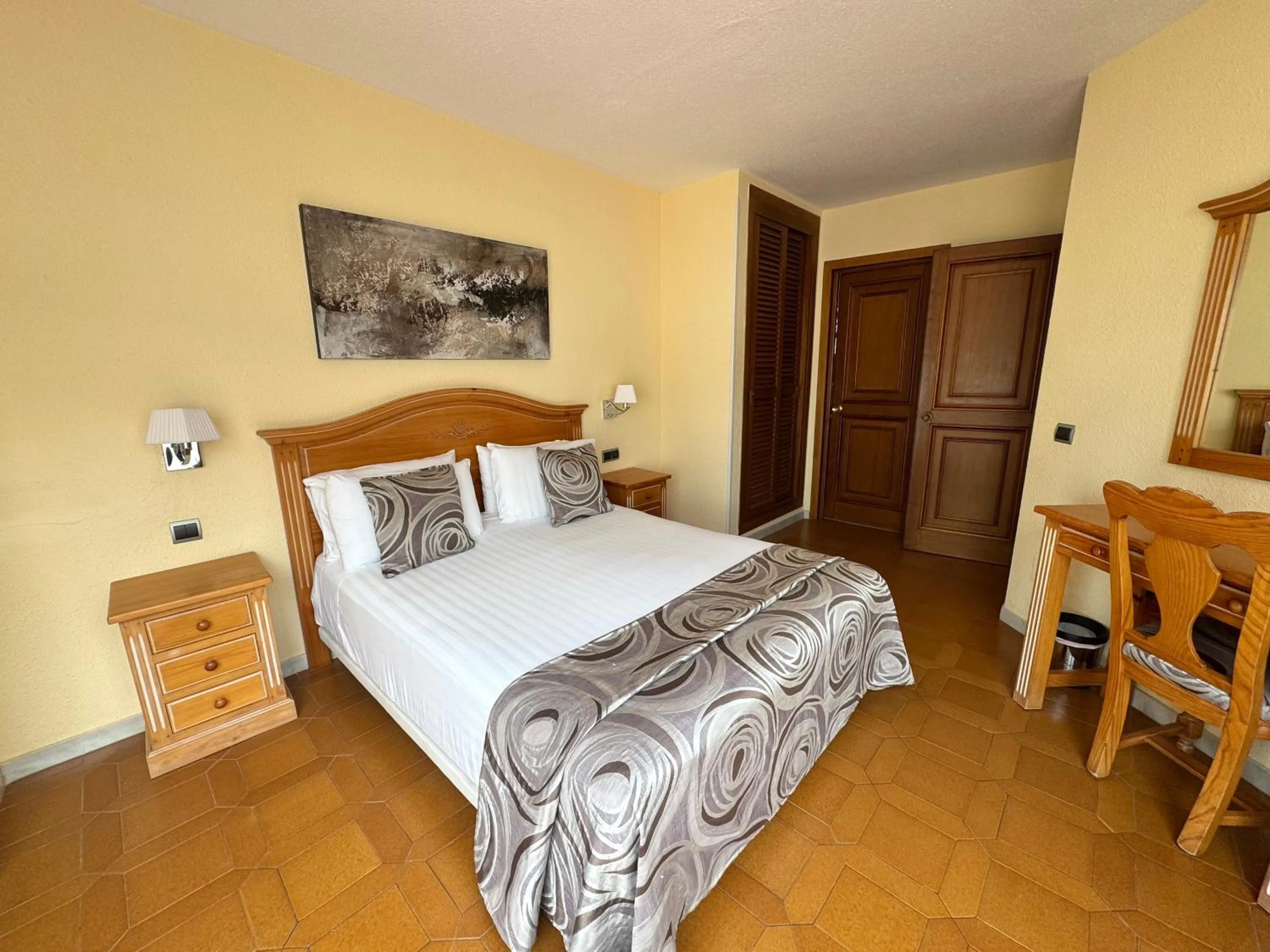 Bedroom, Bed in Macdonald Leila Playa Resort