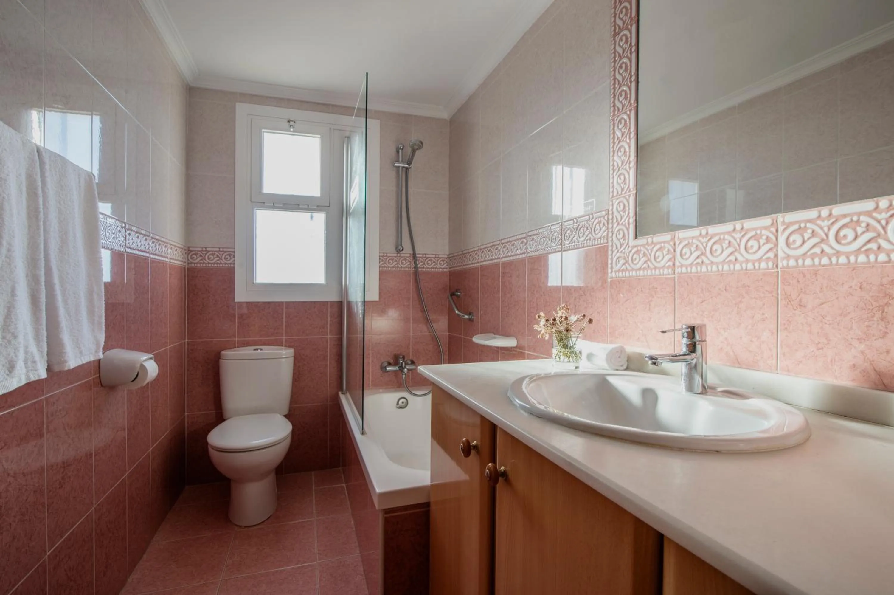 Bathroom in Macdonald Leila Playa Resort