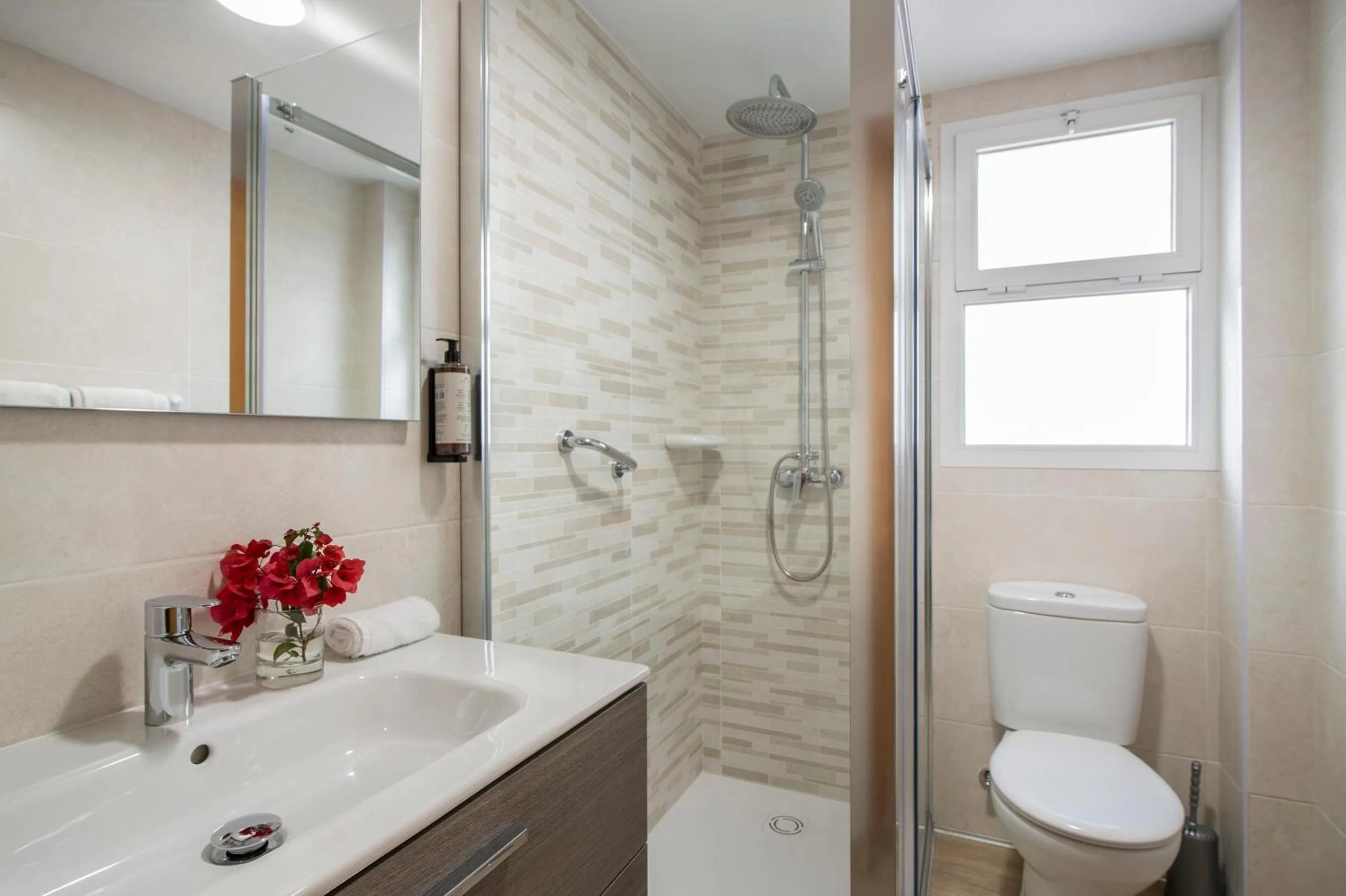 Bathroom in Macdonald Leila Playa Resort