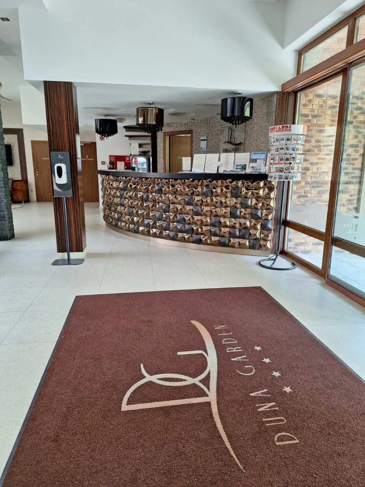 Lobby or reception in Duna Garden Hotel