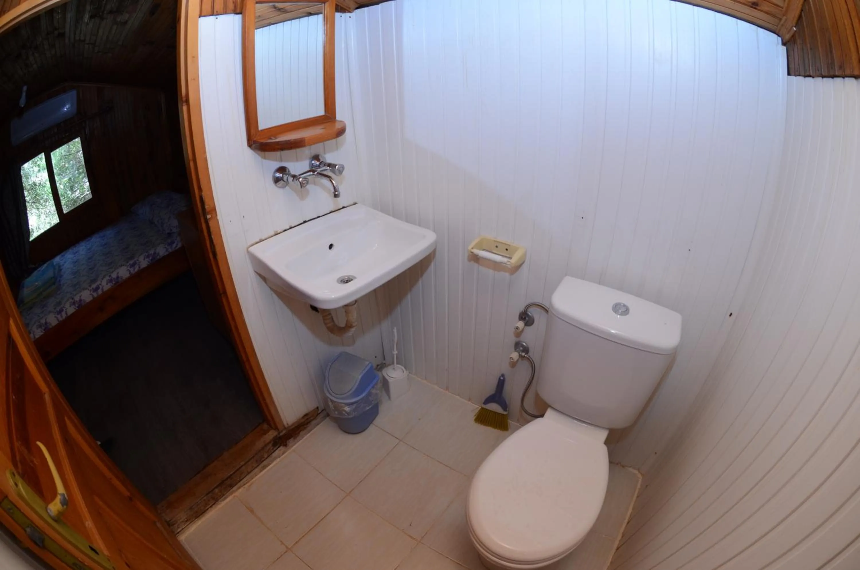 Bathroom in Olympos Camlık Pension