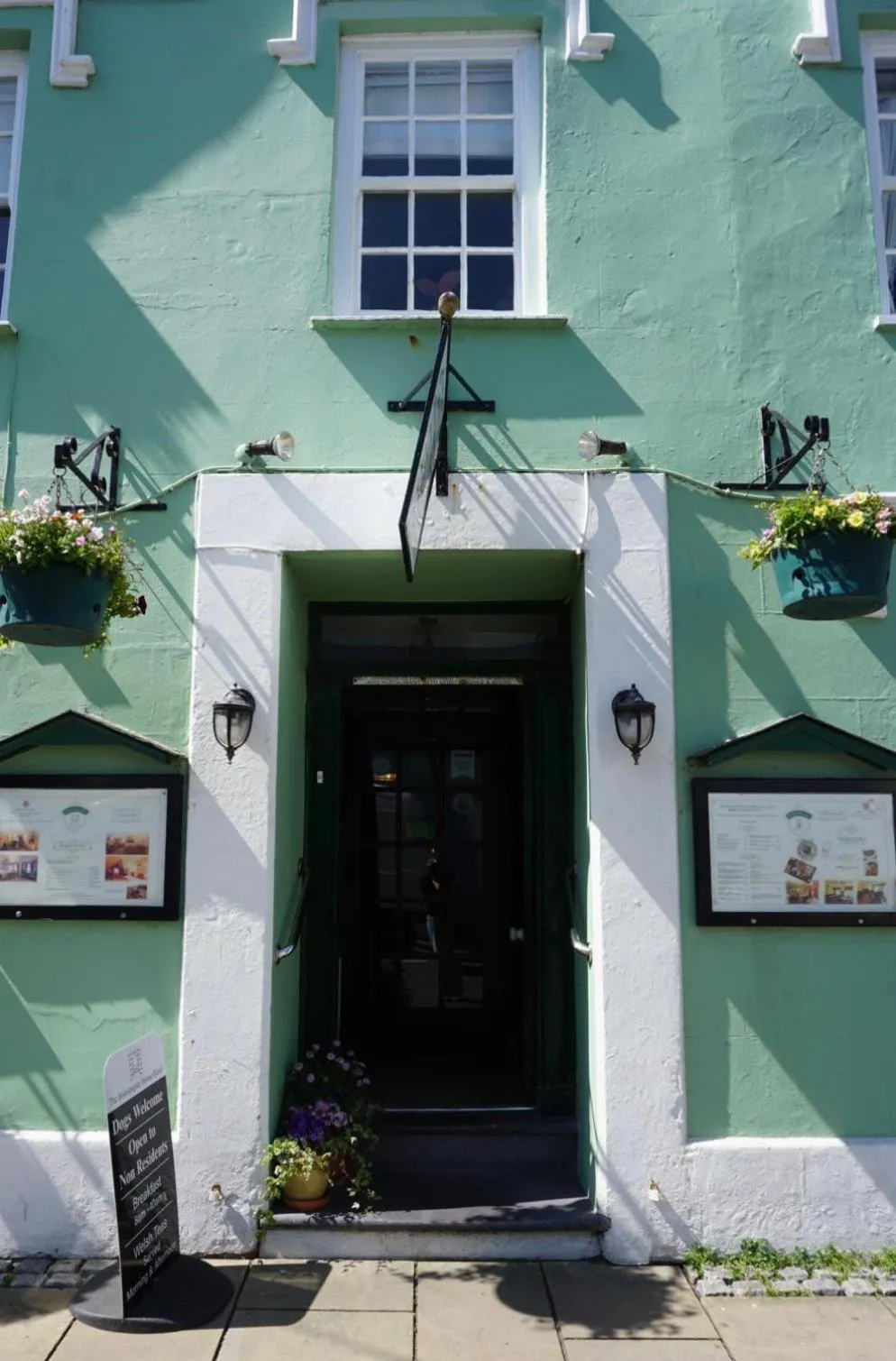 Bishopsgate House Hotel