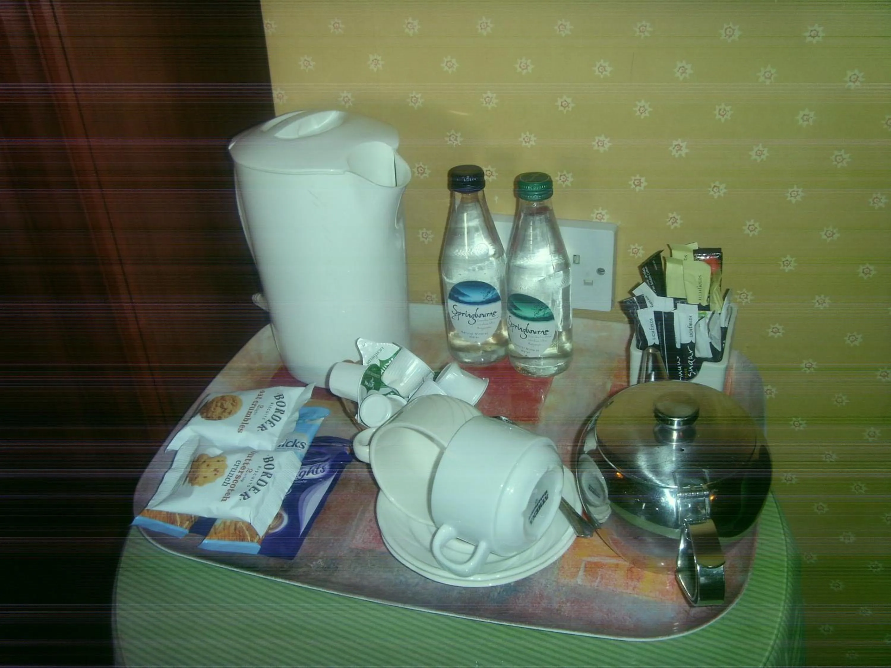 Coffee/tea facilities in Bishopsgate House Hotel