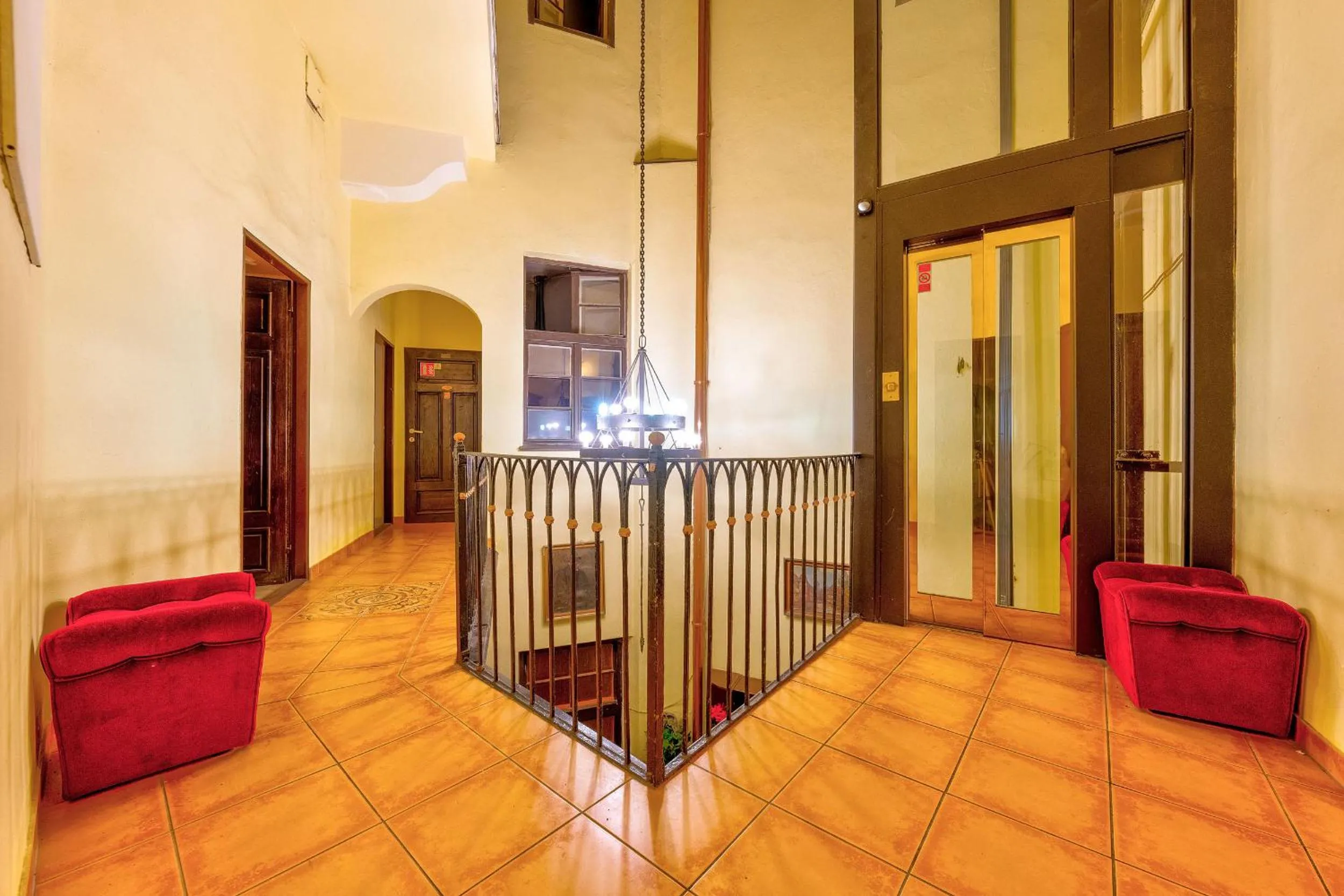 Decorative detail in Betlem Club Hotel