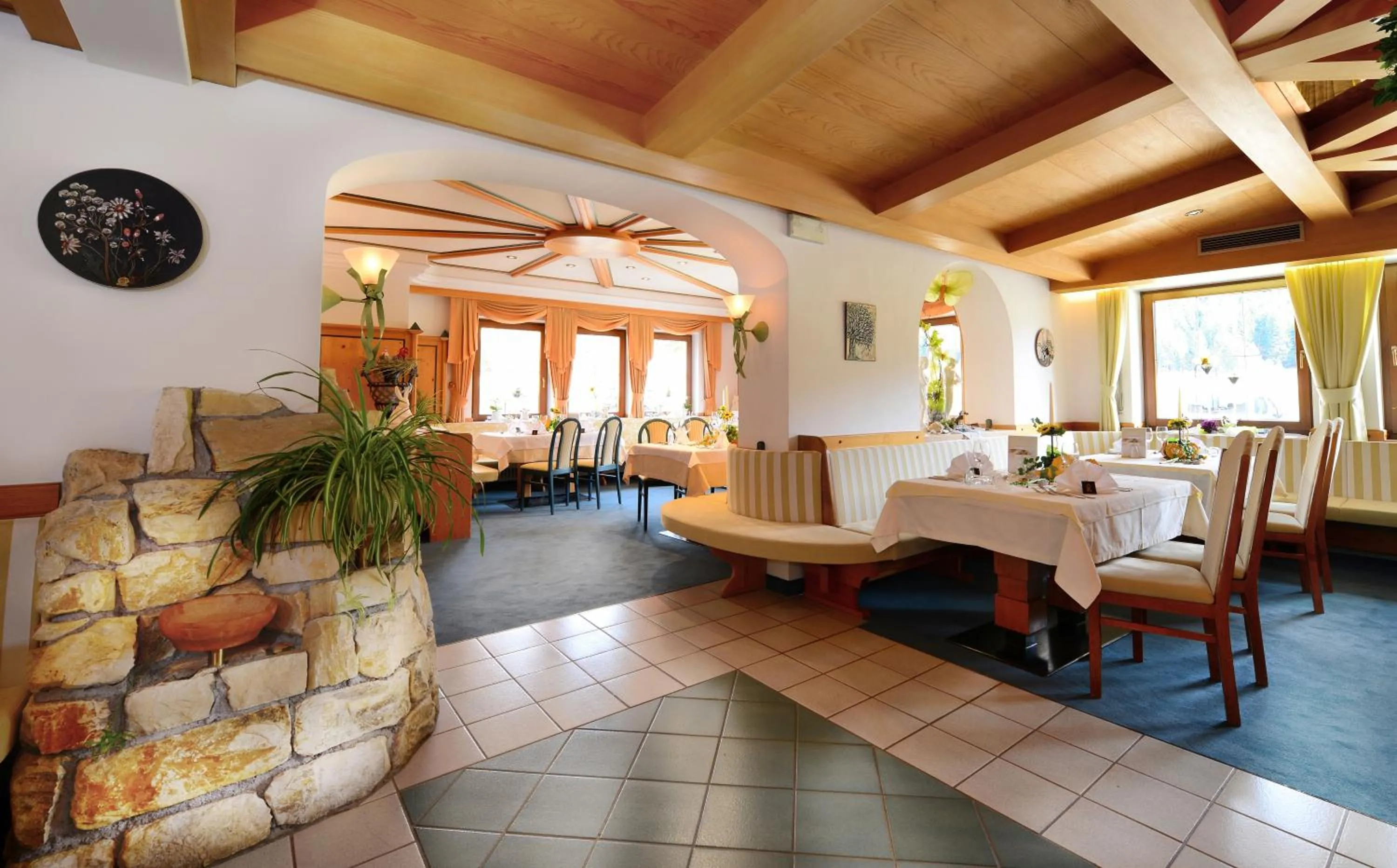 Restaurant/places to eat in Hotel Brunnerhof