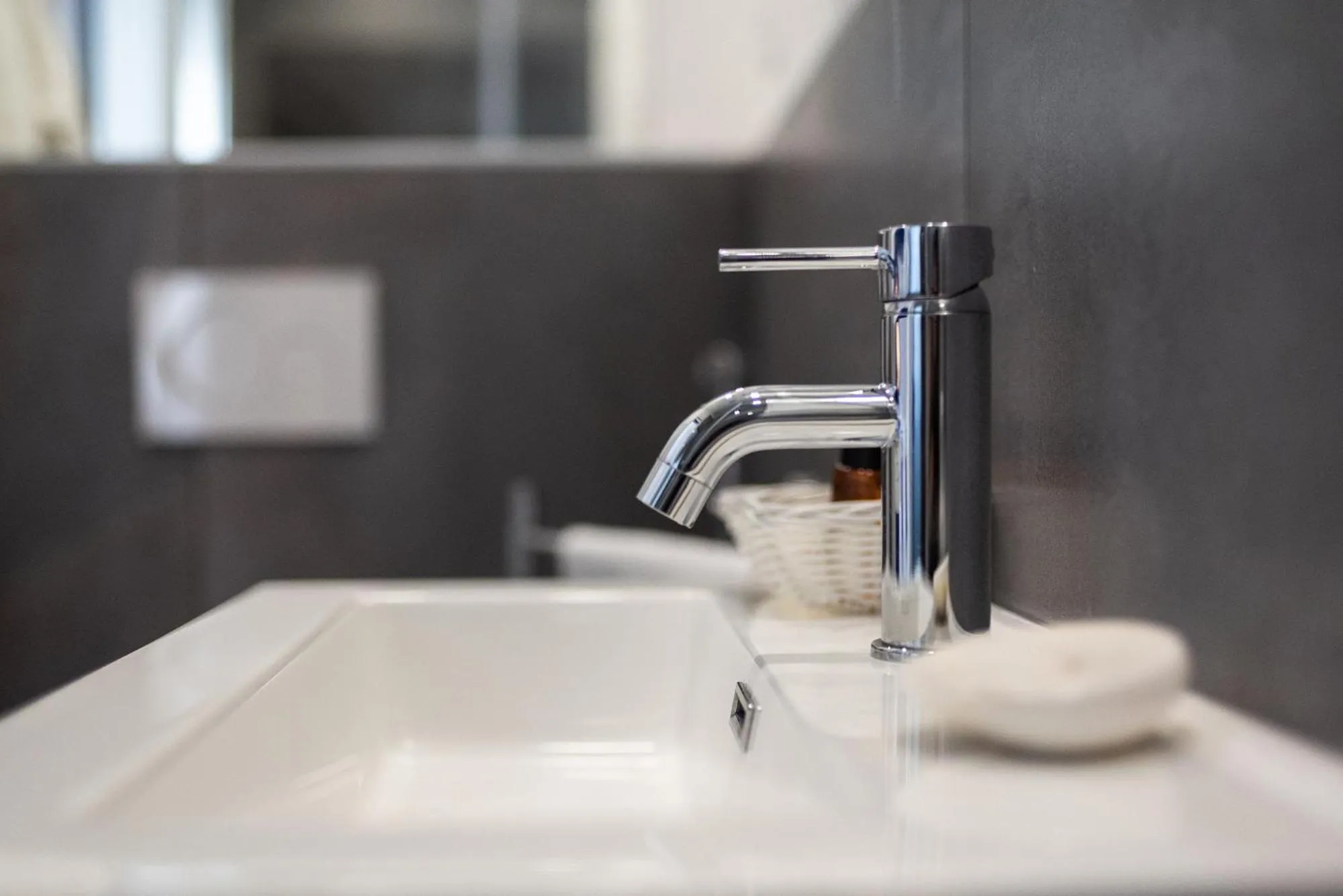 Bathroom in Hotel Aurora
