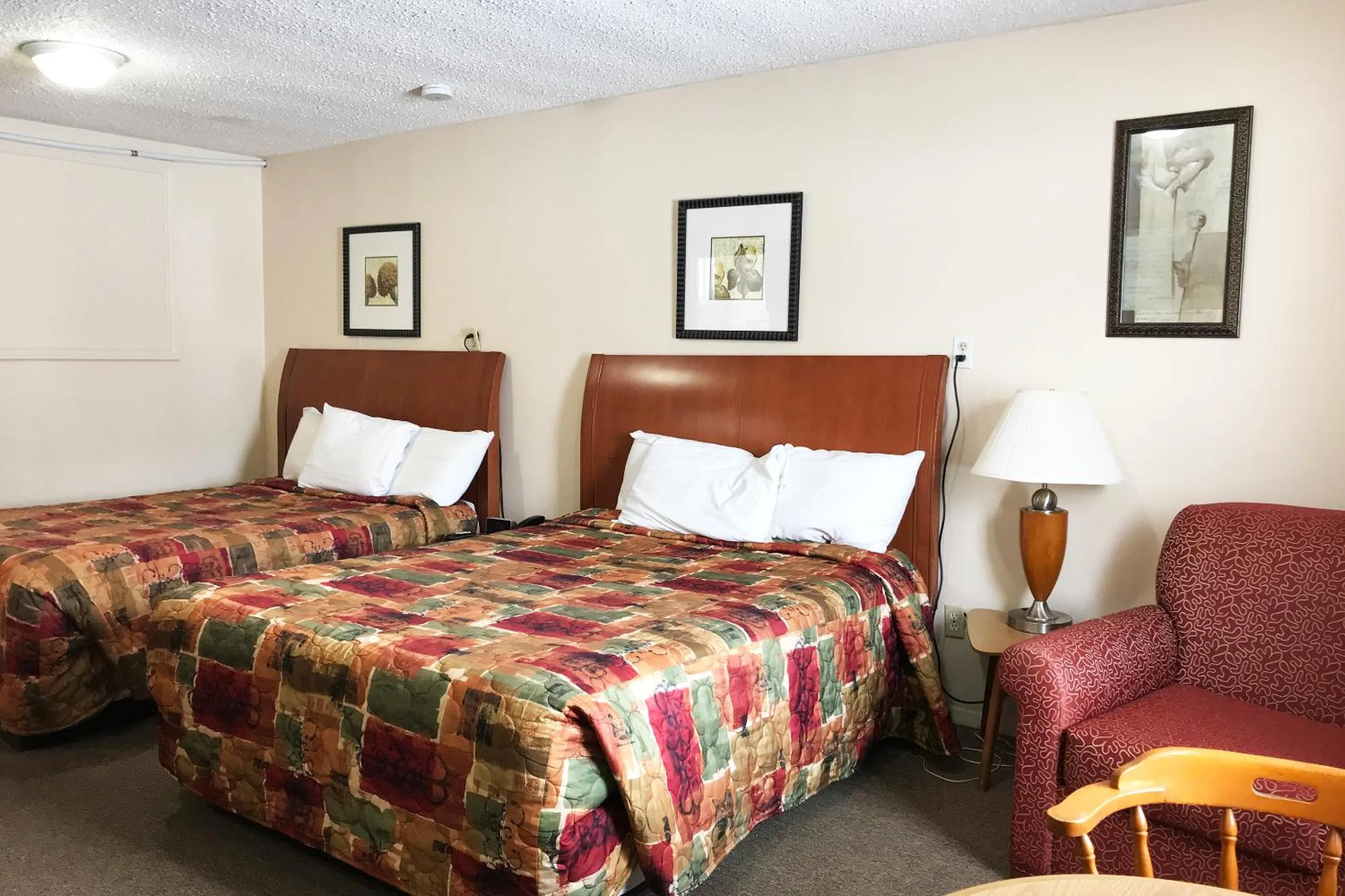 Bedroom, Bed in Bayside Motel Trenton