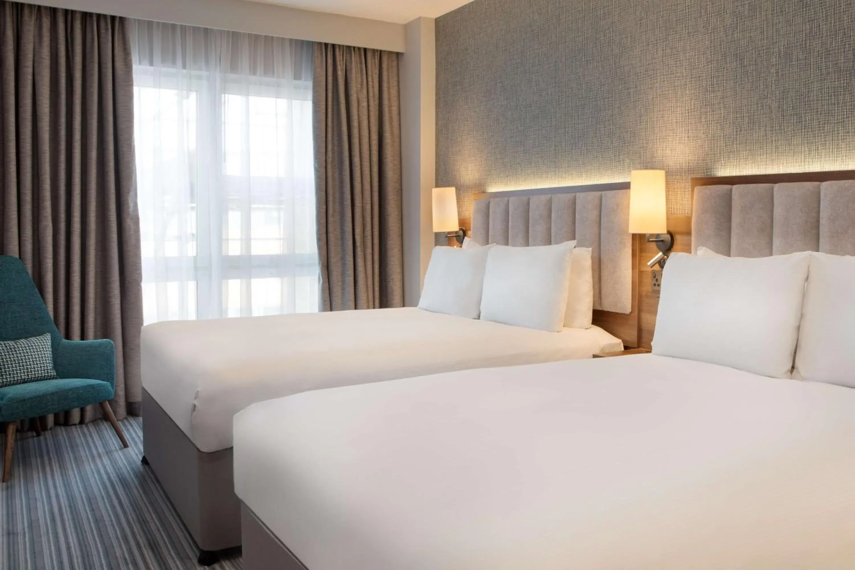 Double Room with Two Double Beds in DoubleTree by Hilton London Chelsea Double Room with Two Double Beds in DoubleTree by Hilton London Chelsea