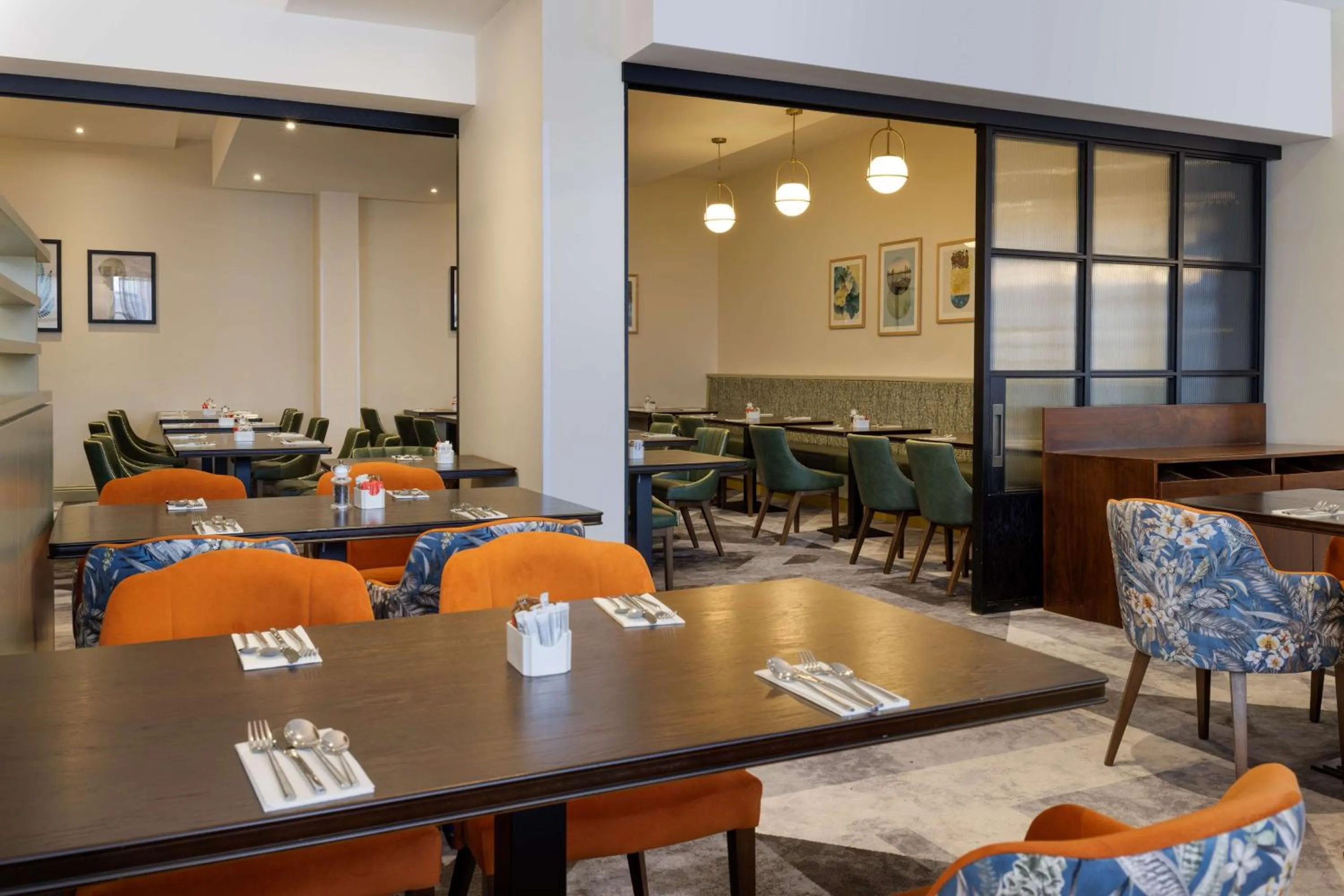 Restaurant/places to eat in DoubleTree by Hilton London Chelsea