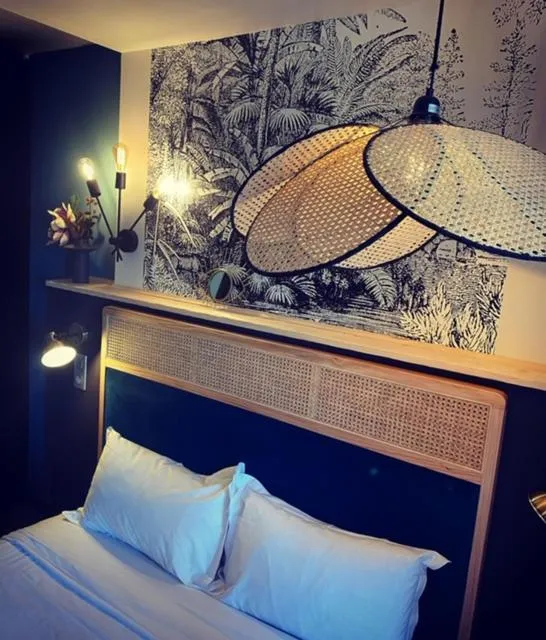 Decorative detail, Bed in Cors'Hotel