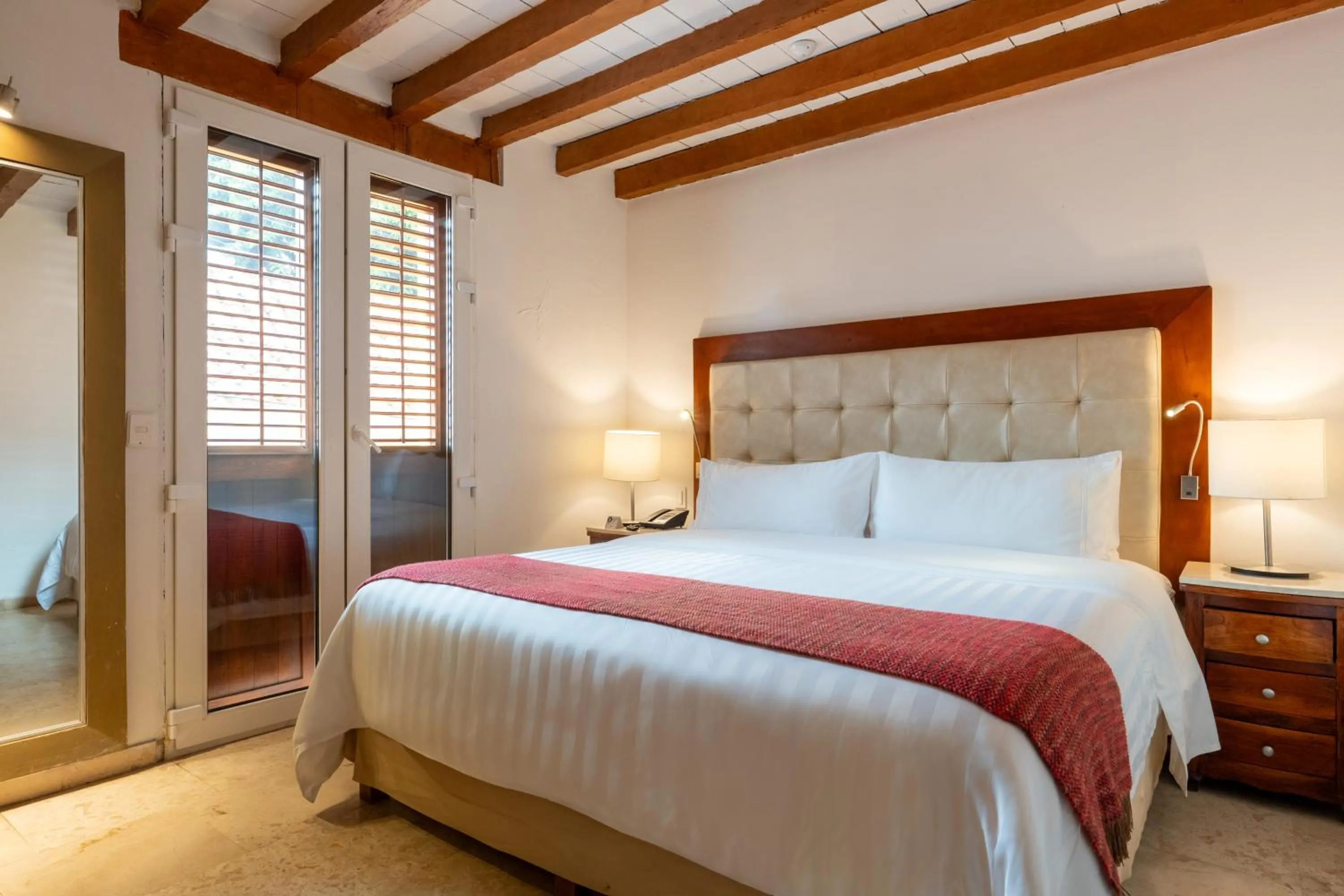 Bed in GHL Collection Armería Real Hotel