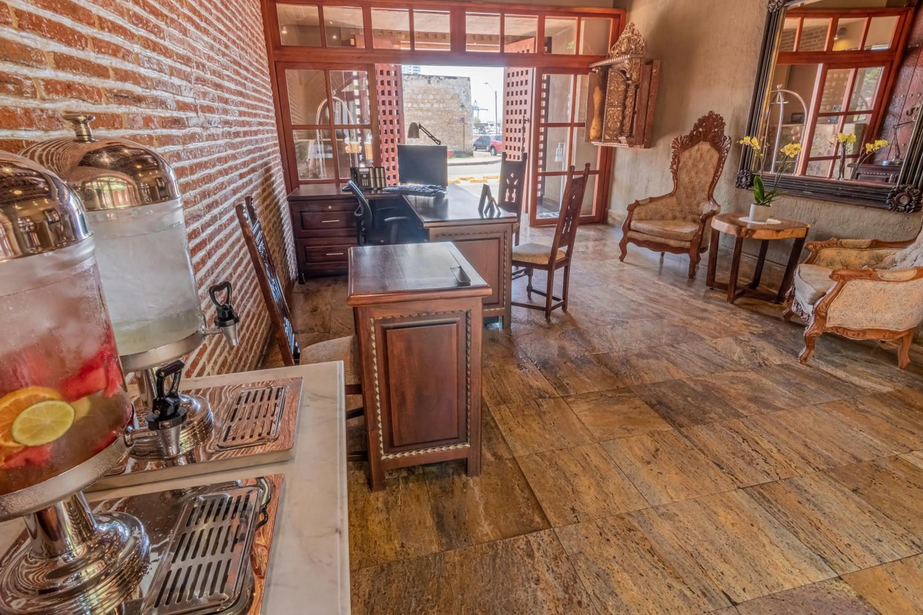 Lobby or reception in GHL Collection Armería Real Hotel