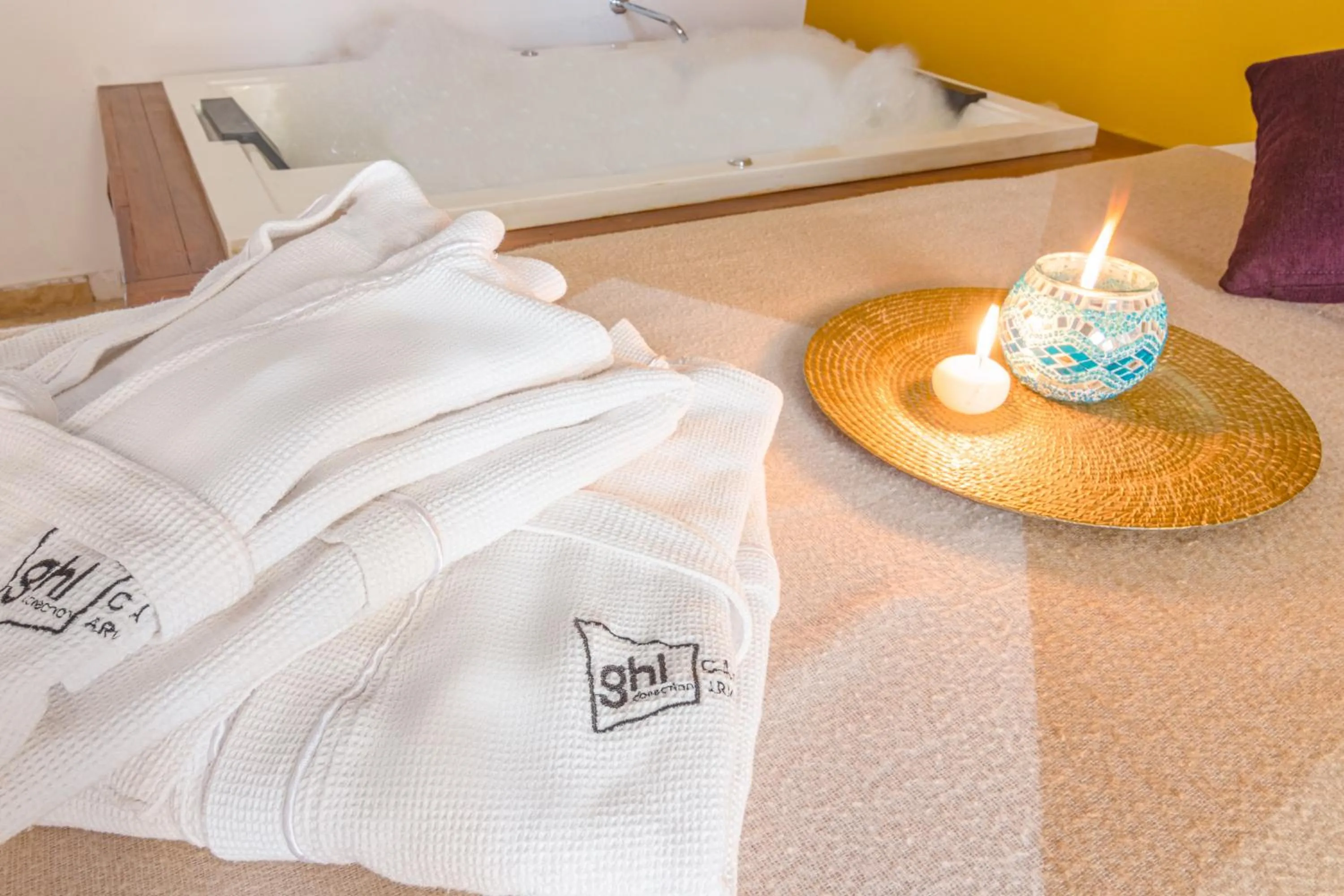 Massage, Bed in GHL Collection Armería Real Hotel