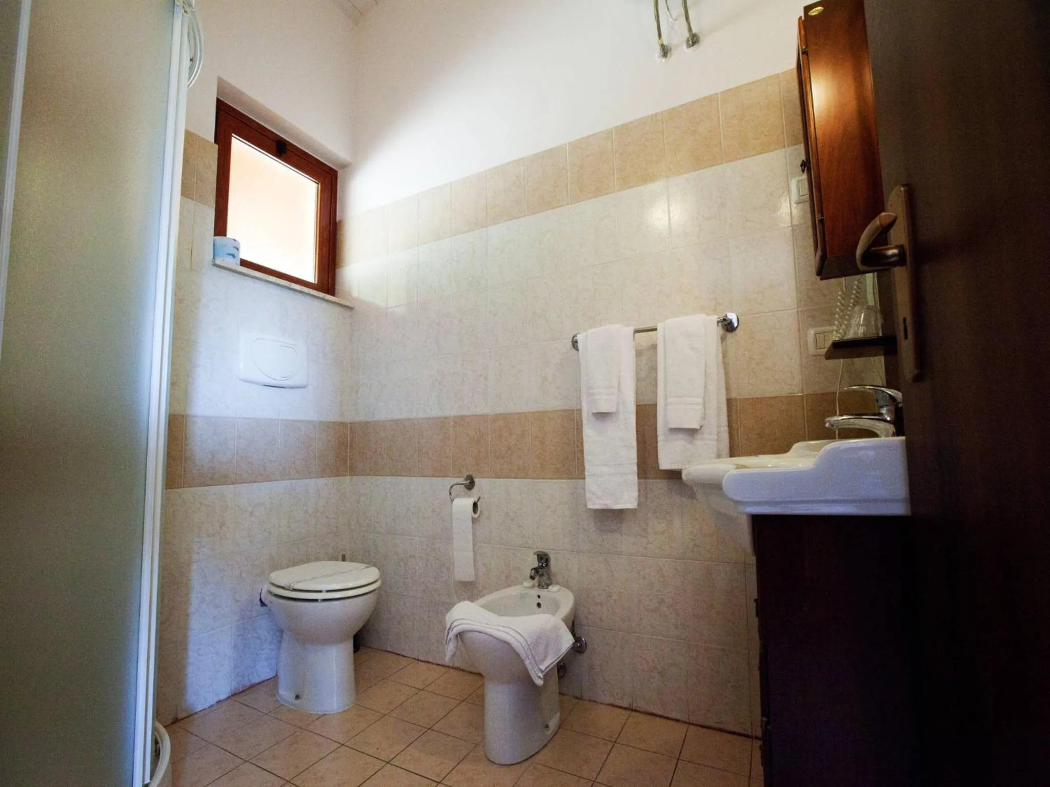 Toilet in Torre di Renda