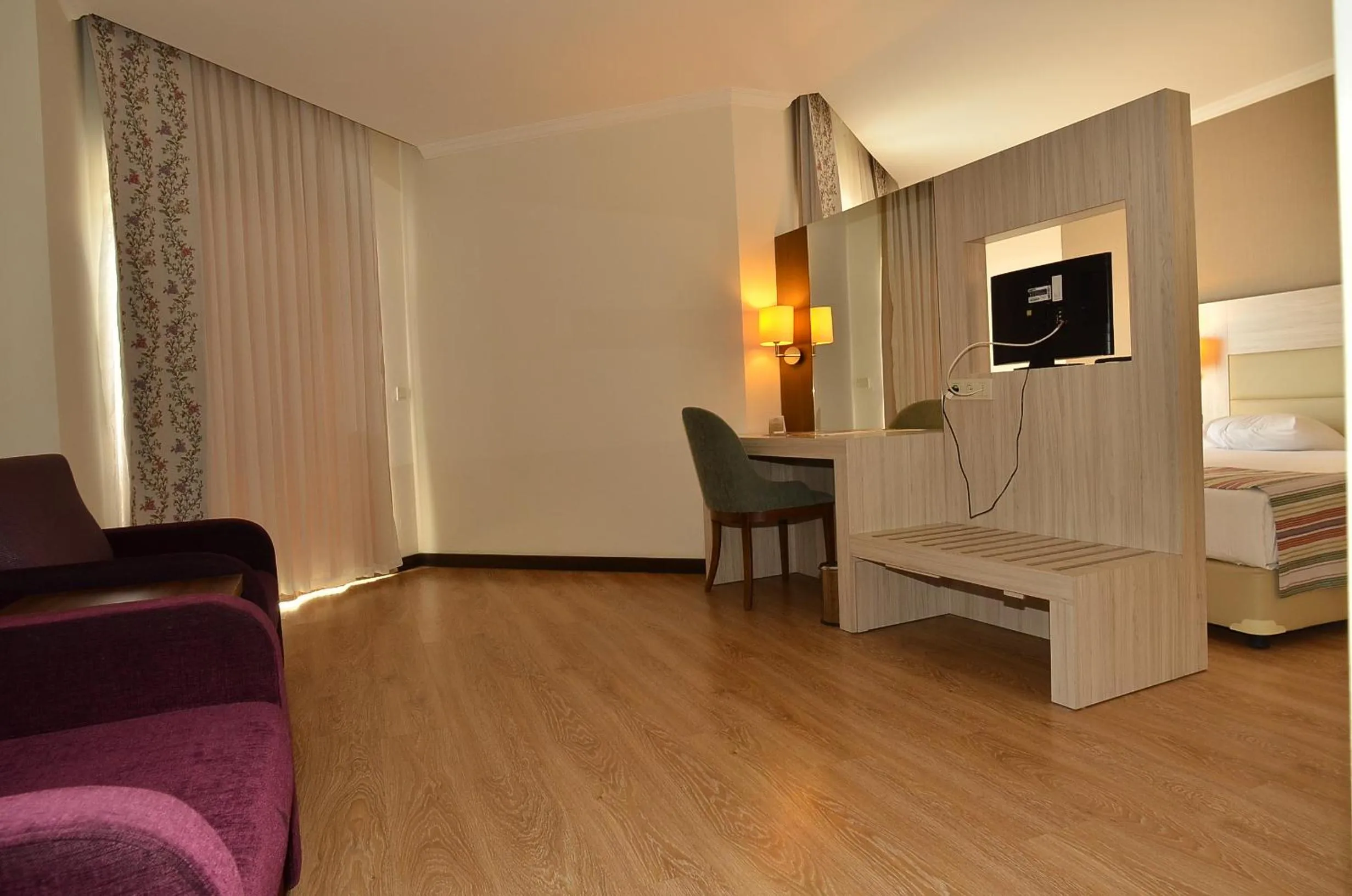 Bed in Side Prenses Resort Hotel & Spa