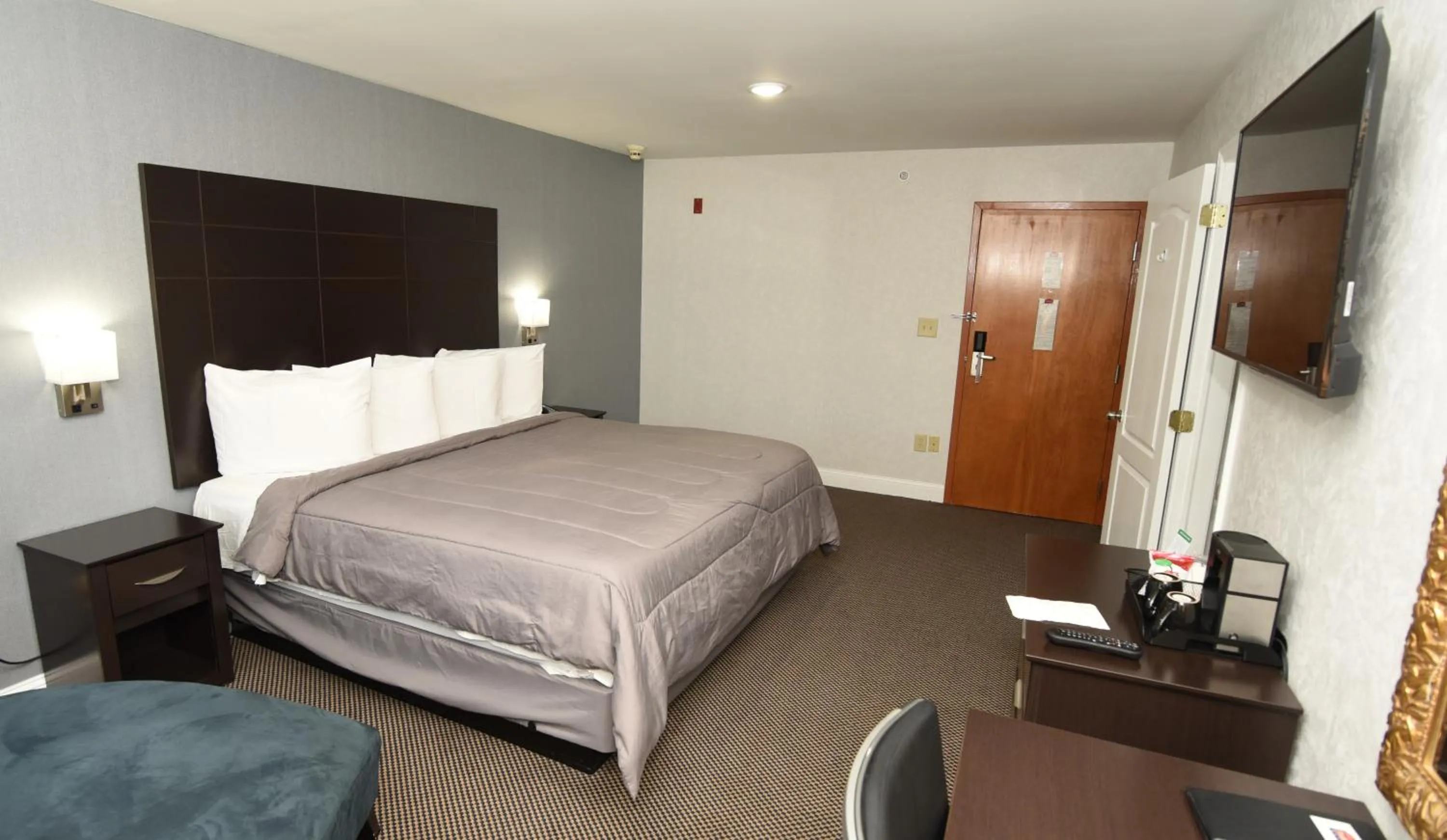Photo of the whole room, Bed in FairBridge Hotel Atlantic City