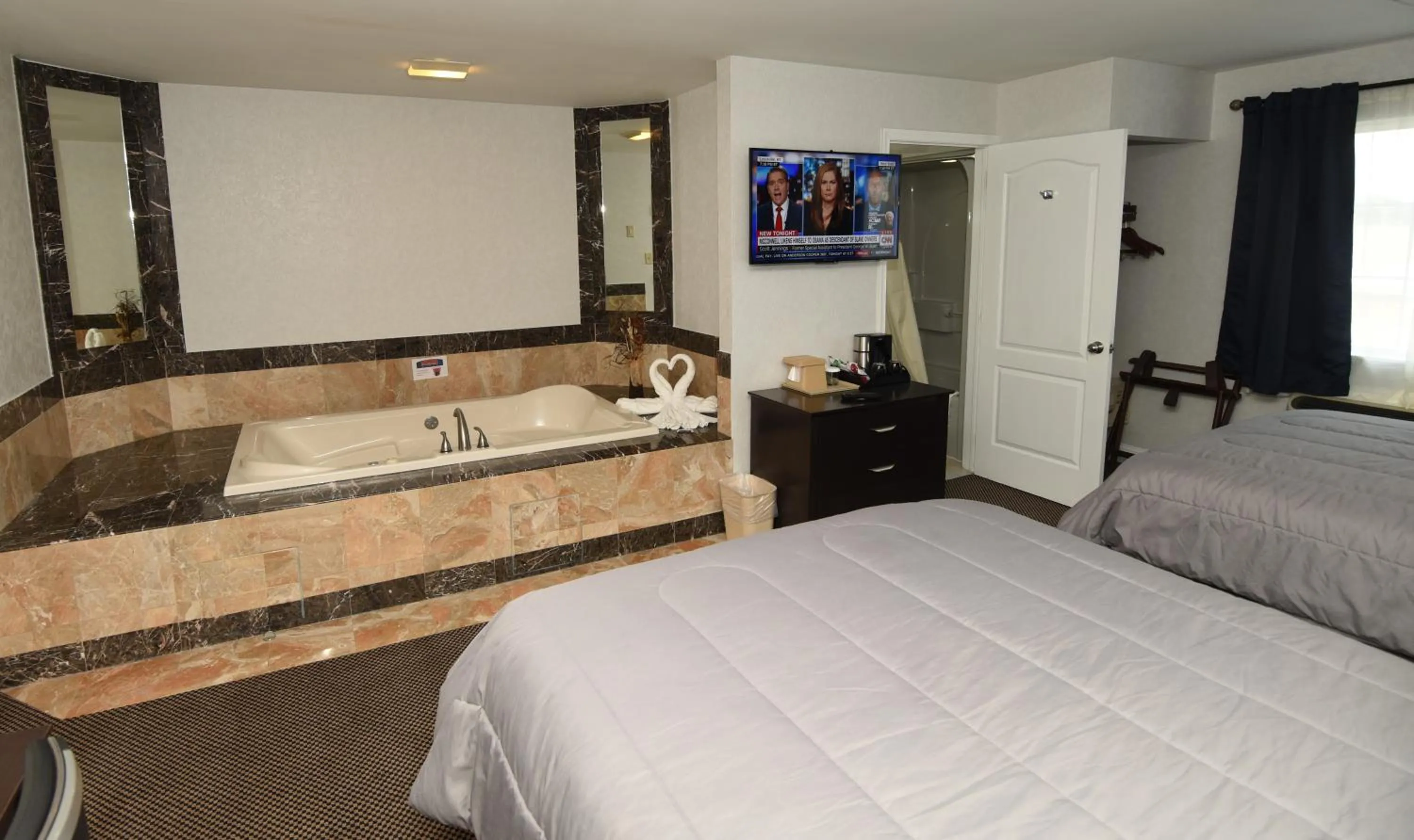 Spa and wellness centre/facilities, Bed in FairBridge Hotel Atlantic City