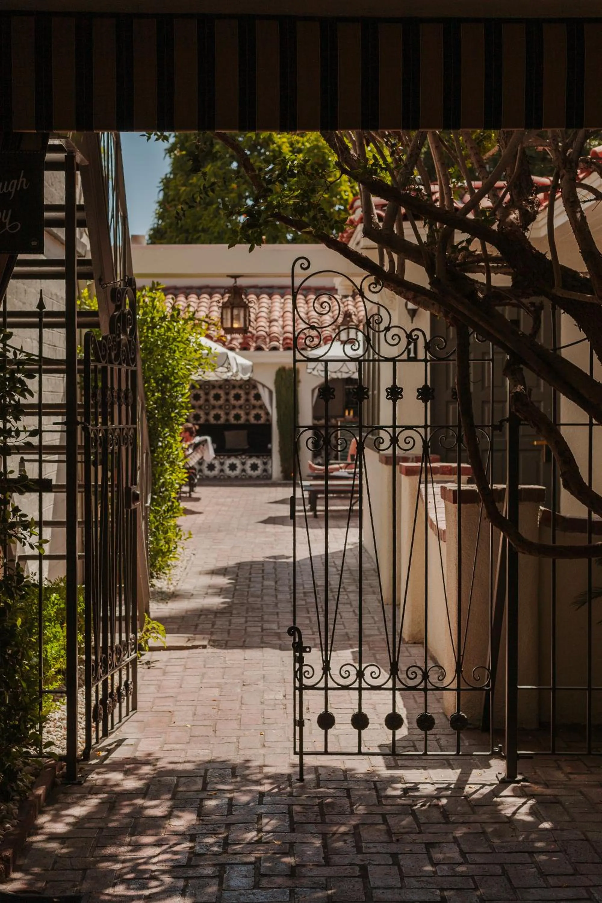 Facade/entrance in Villa Royale
