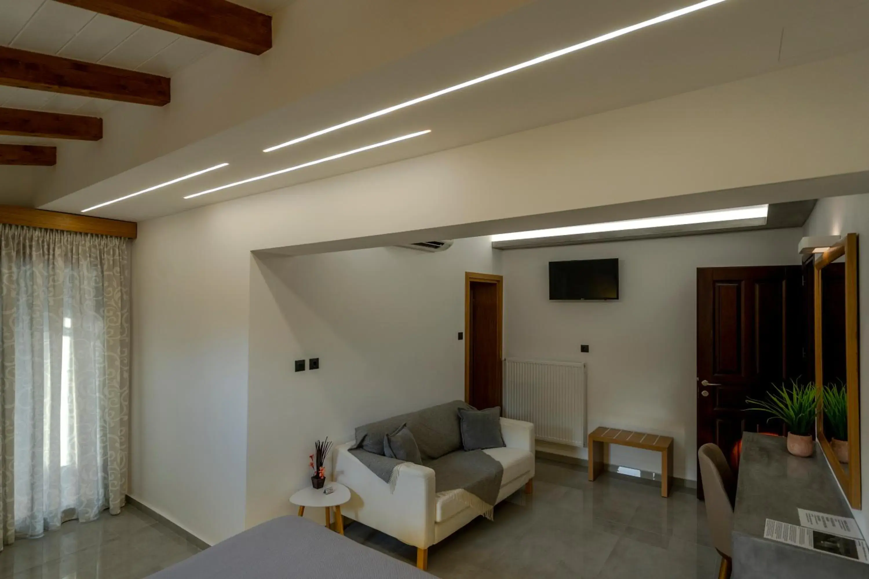 Superior Double Room in Hotel Meteora Superior Double Room in Hotel Meteora