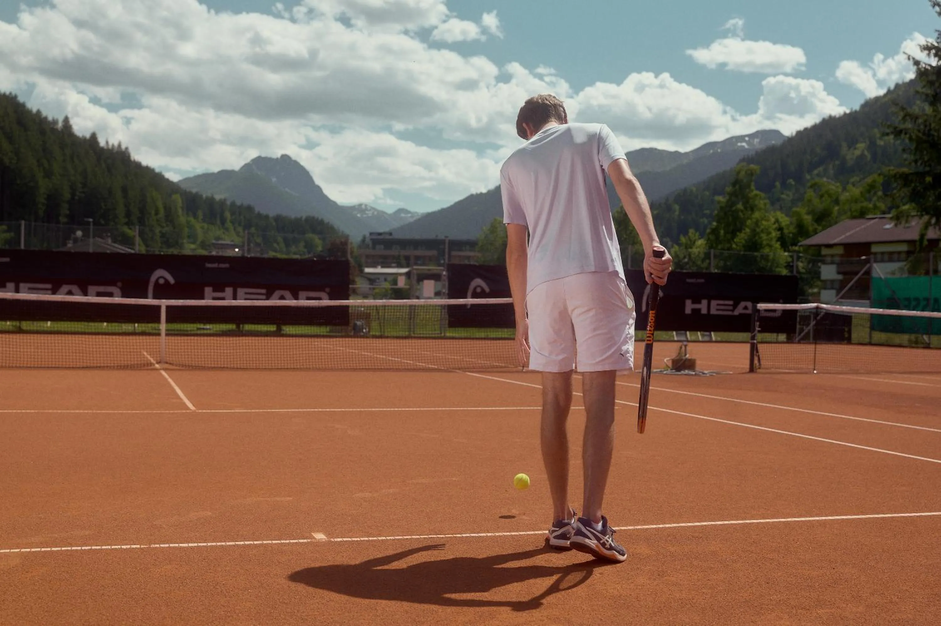 Tennis court in Hotel Sonnalp