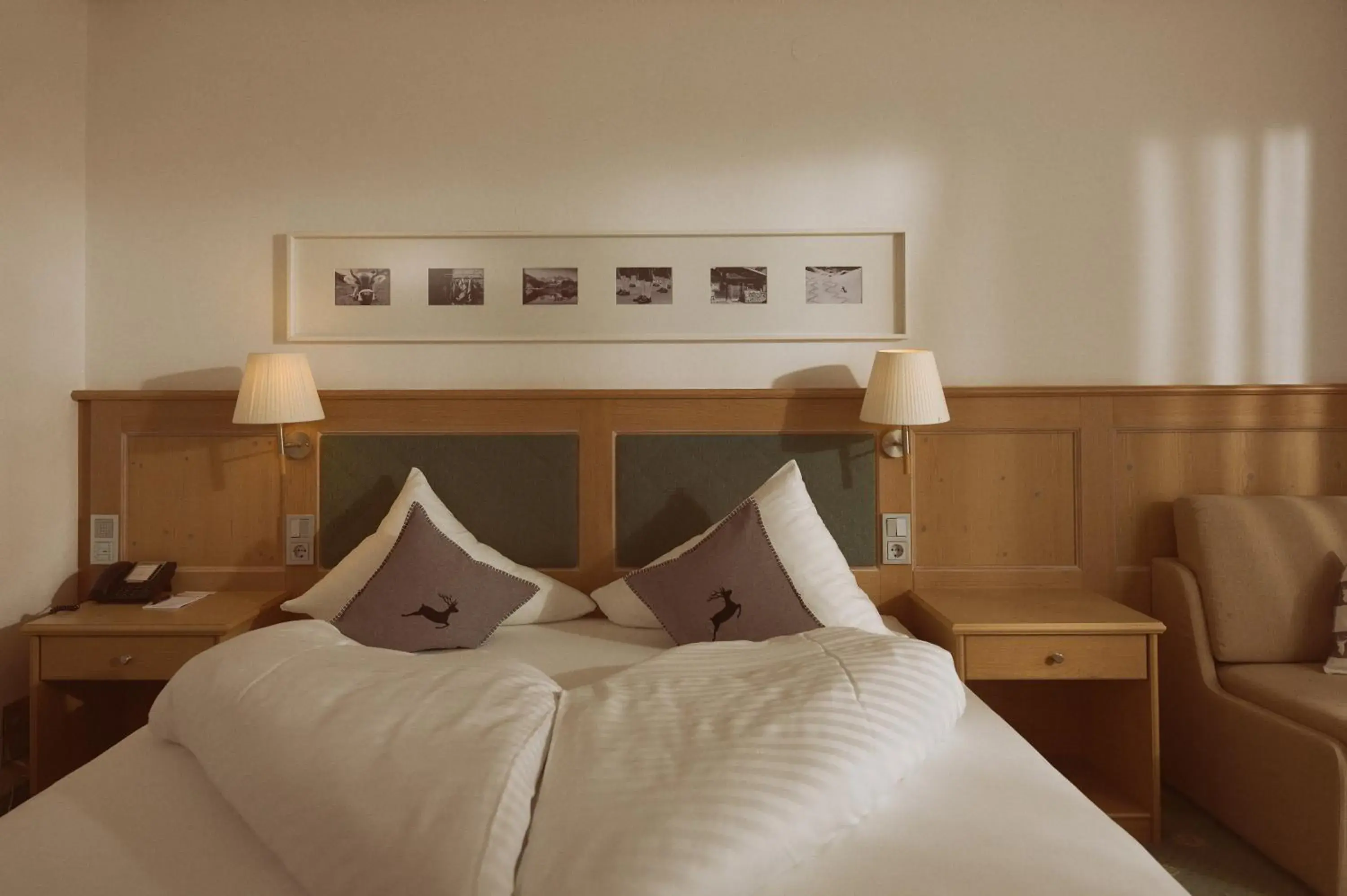 Double Room for Single Use with Garden View - single occupancy in Hotel Sonnalp Double Room for Single Use with Garden View - single occupancy in Hotel Sonnalp