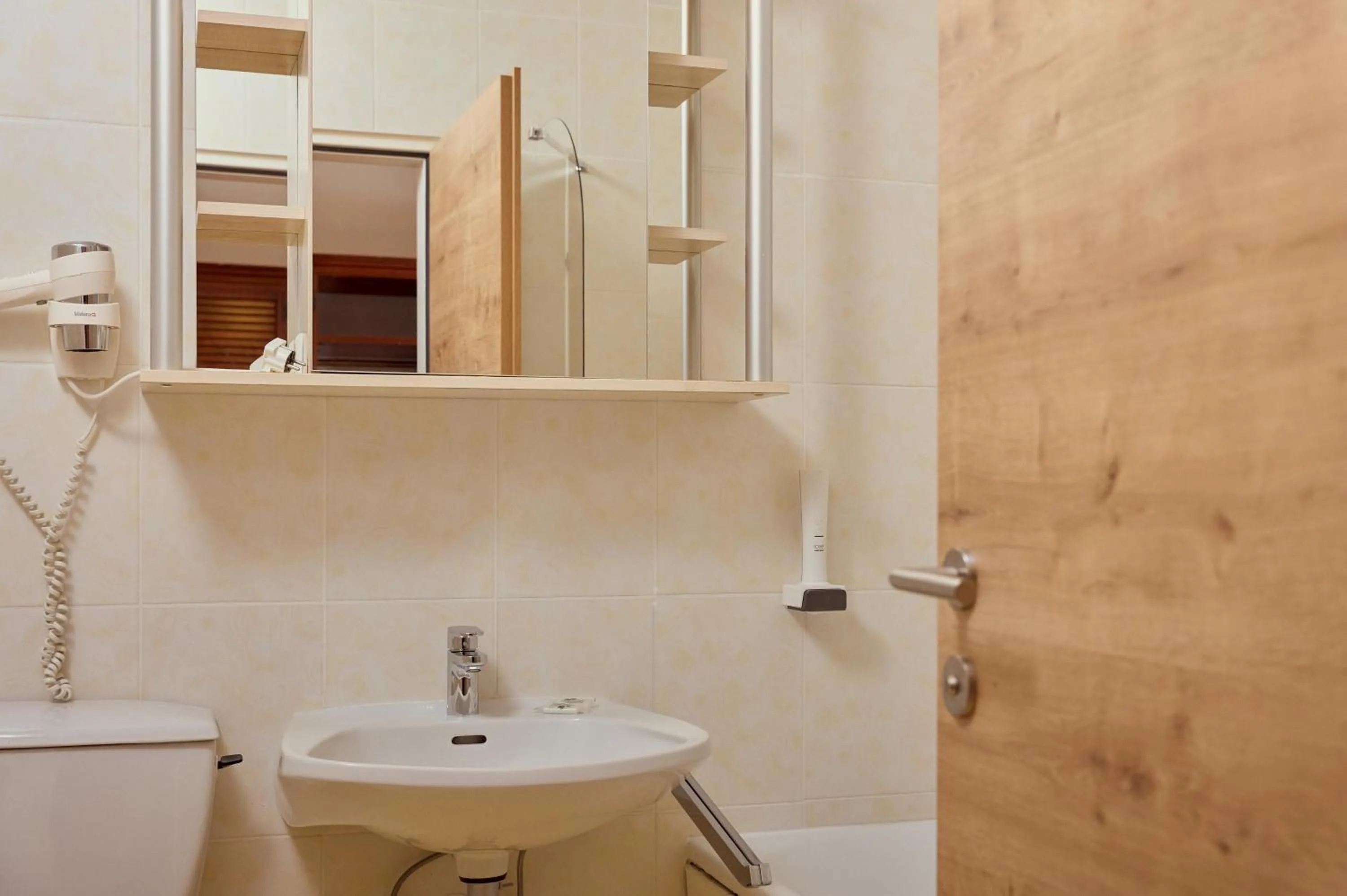 Toilet in Parkhotel Kirchberg